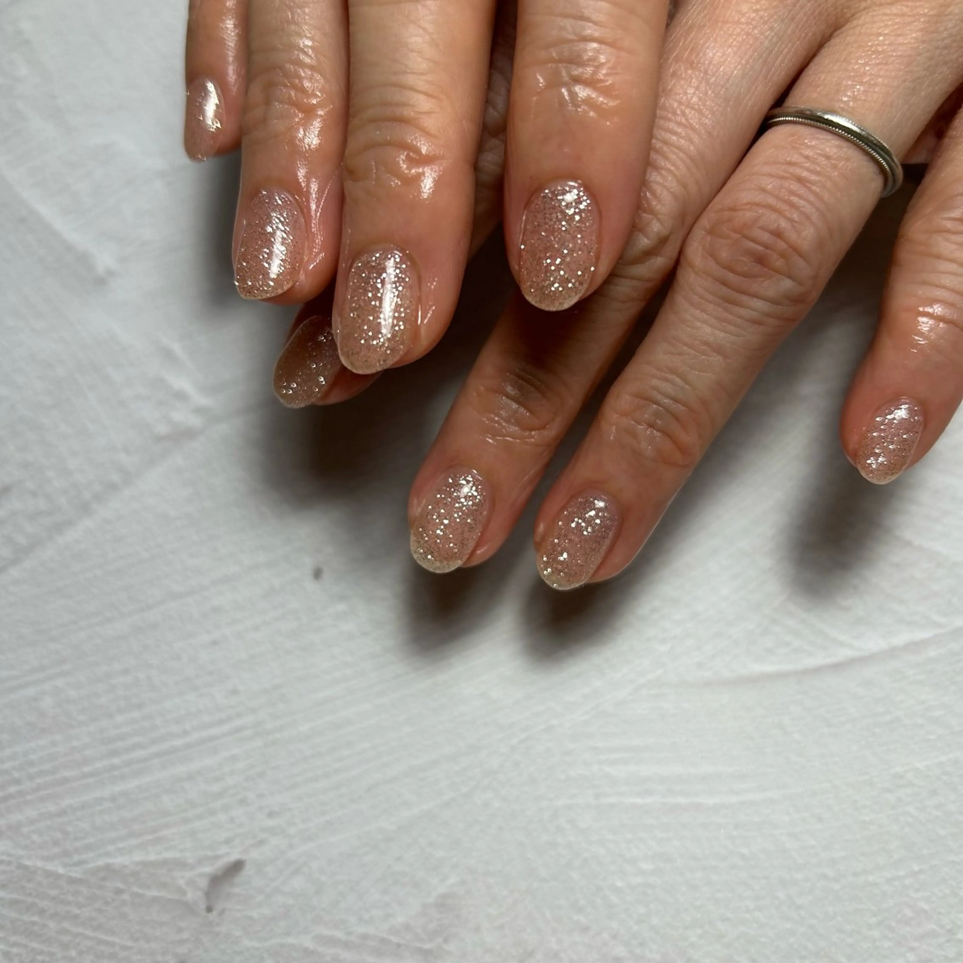 ネイル フラッシュネイル キラキラネイル 春ネイル ハンドネイル soa.Aika 自爪育成のネイルデザイン