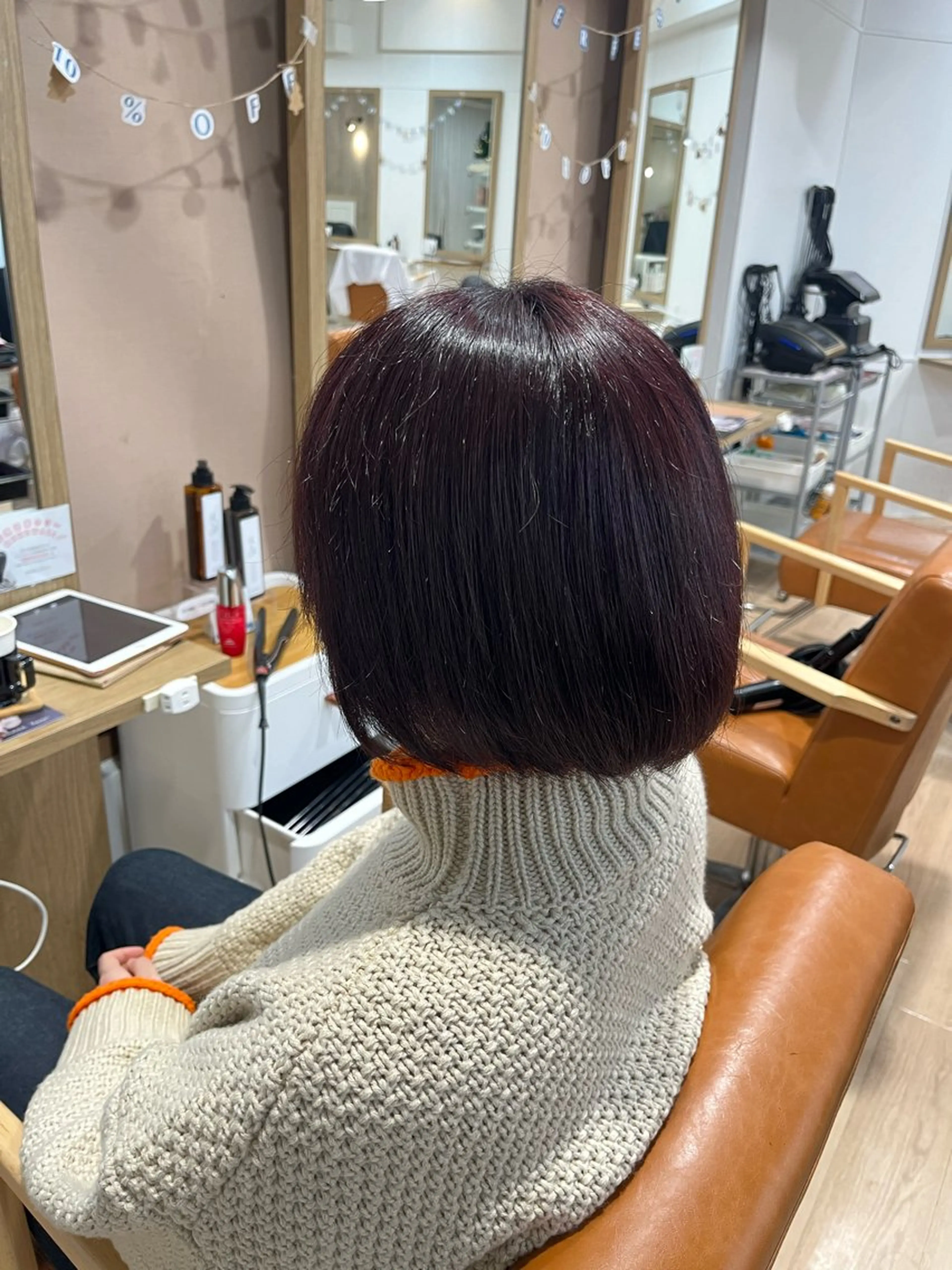 カラー ブリーチ ボルドーカラー ブリーチなしカラー 金山/栄 伊藤菜々夏のヘアスタイル