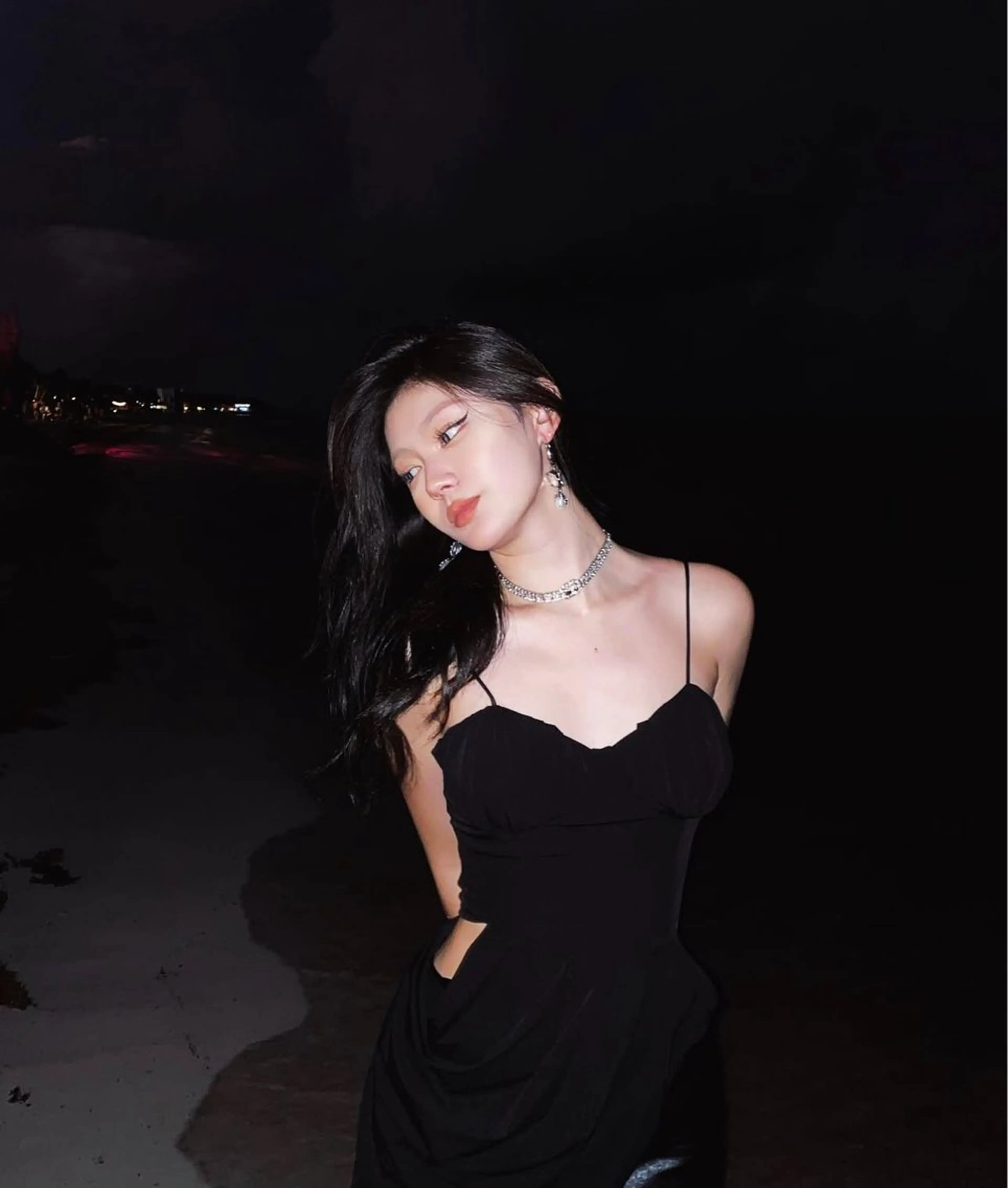 ロング カット ヘアカラー 中韓🇨🇳🇰🇷 🤍TAKAHIROのヘアスタイル