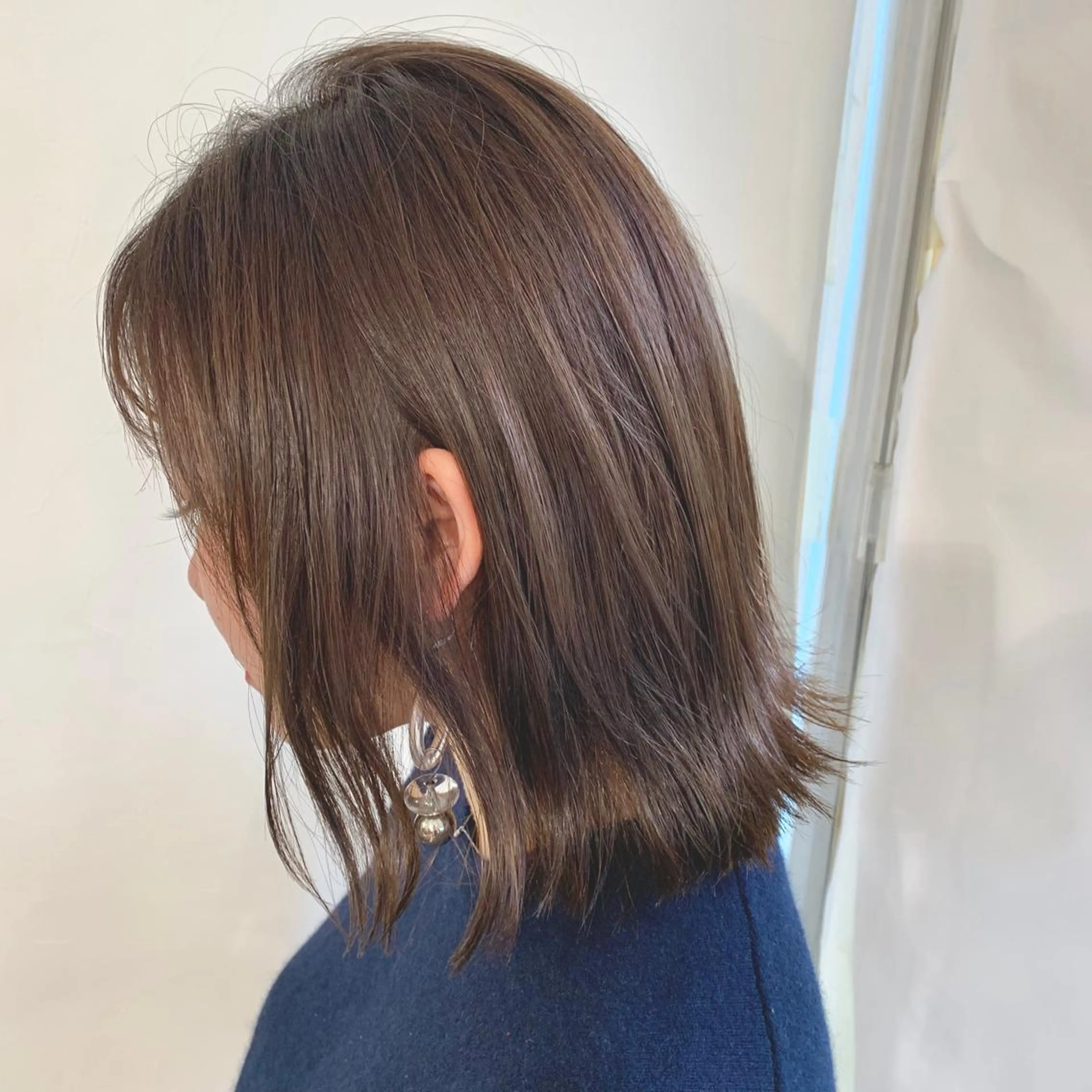 ミディアム カラー カット ヘアカラー トリートメント 加藤 綾華のヘアスタイル