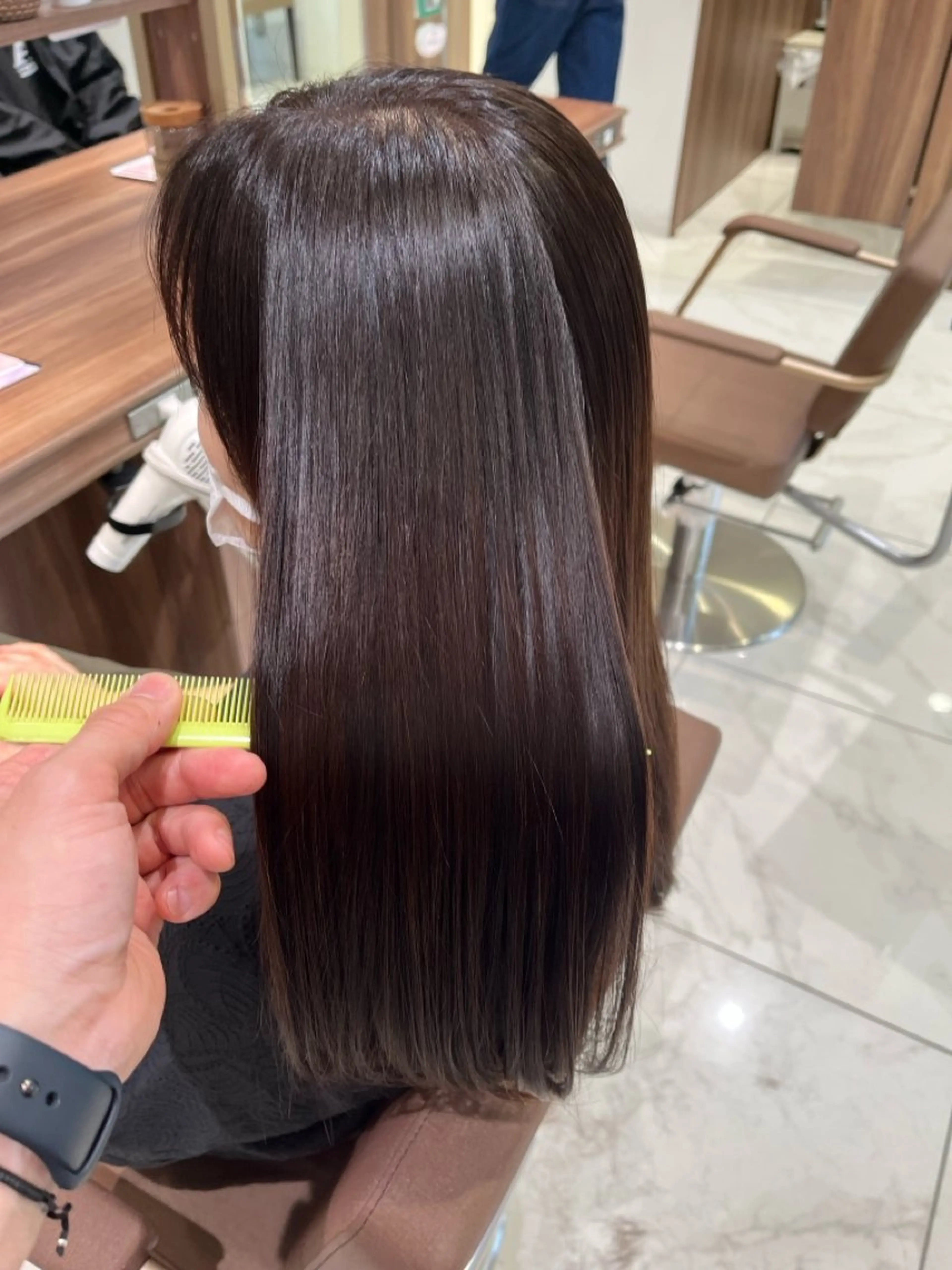 ロング パーマ 縮毛矯正 トリートメント 🌟縮毛矯正/髪質改 善🌟赤嶺智偉のヘアスタイル