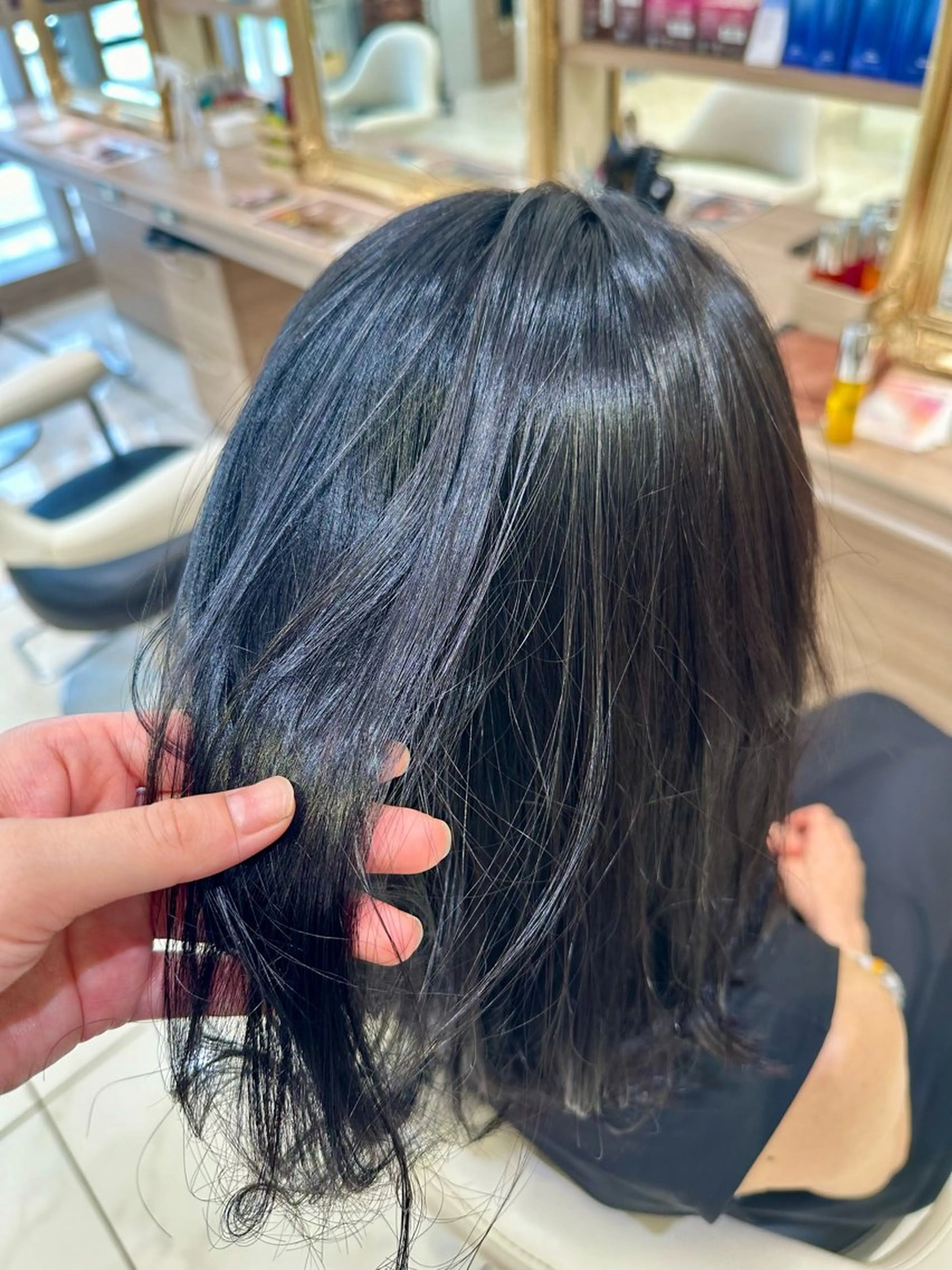 ミディアム 🎀艶髪カラー🎀 Aiのヘアスタイル