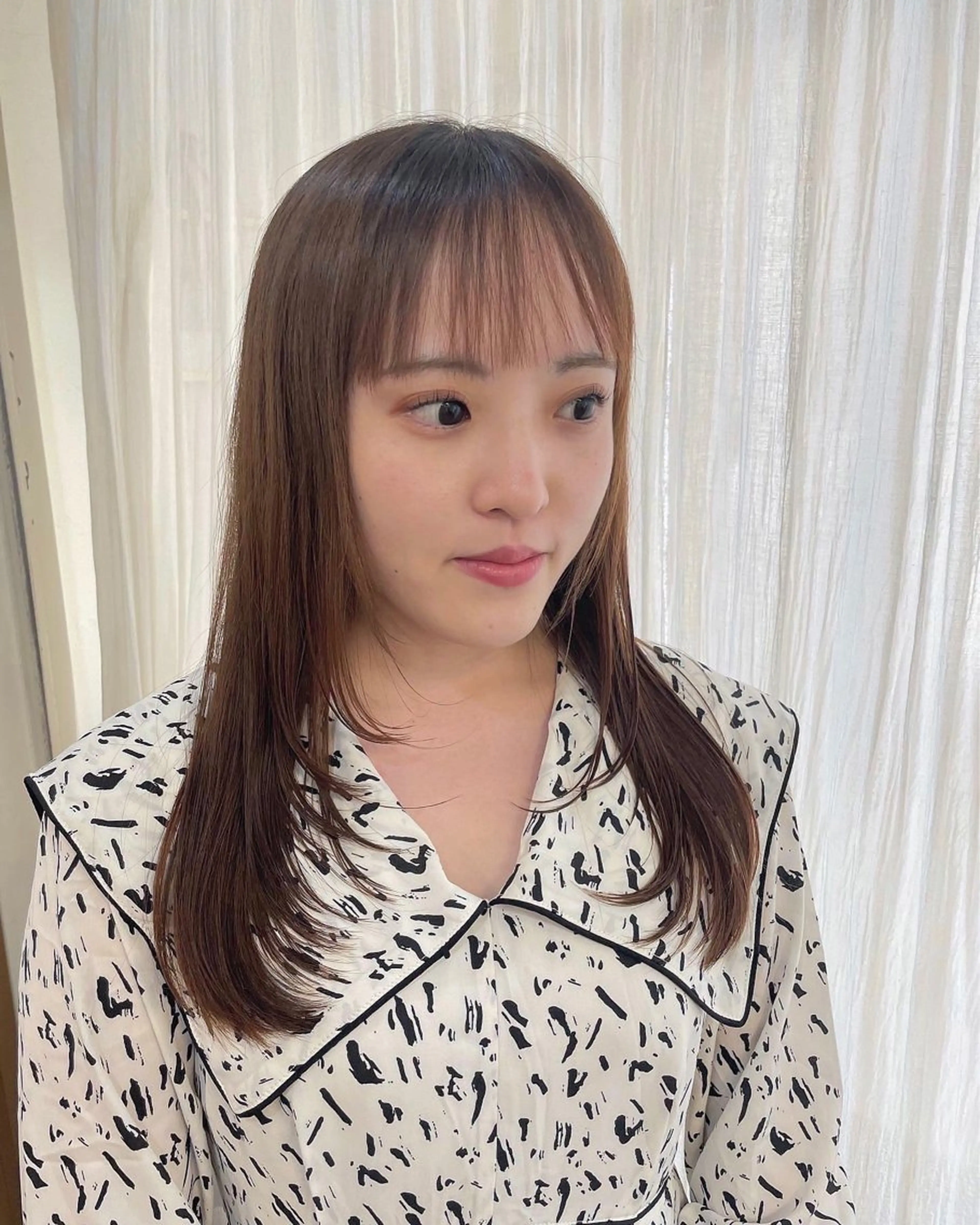 顔周りレイヤーカット＋トリートメントの写真