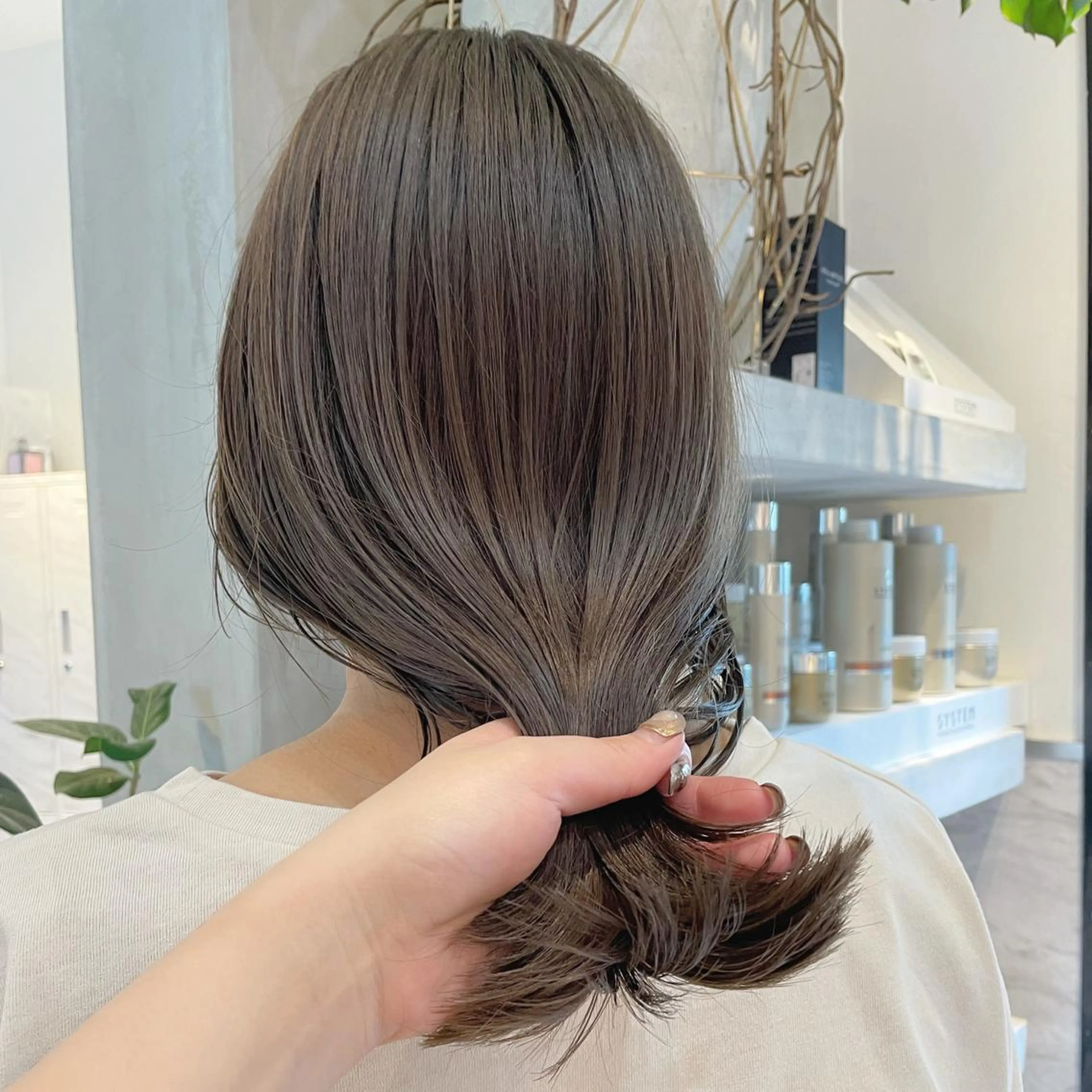 ミディアム カラー ベージュカラー モカベージュ 🫧透明感ヘア🫧 🧸竹花　彩希🧸のヘアスタイル