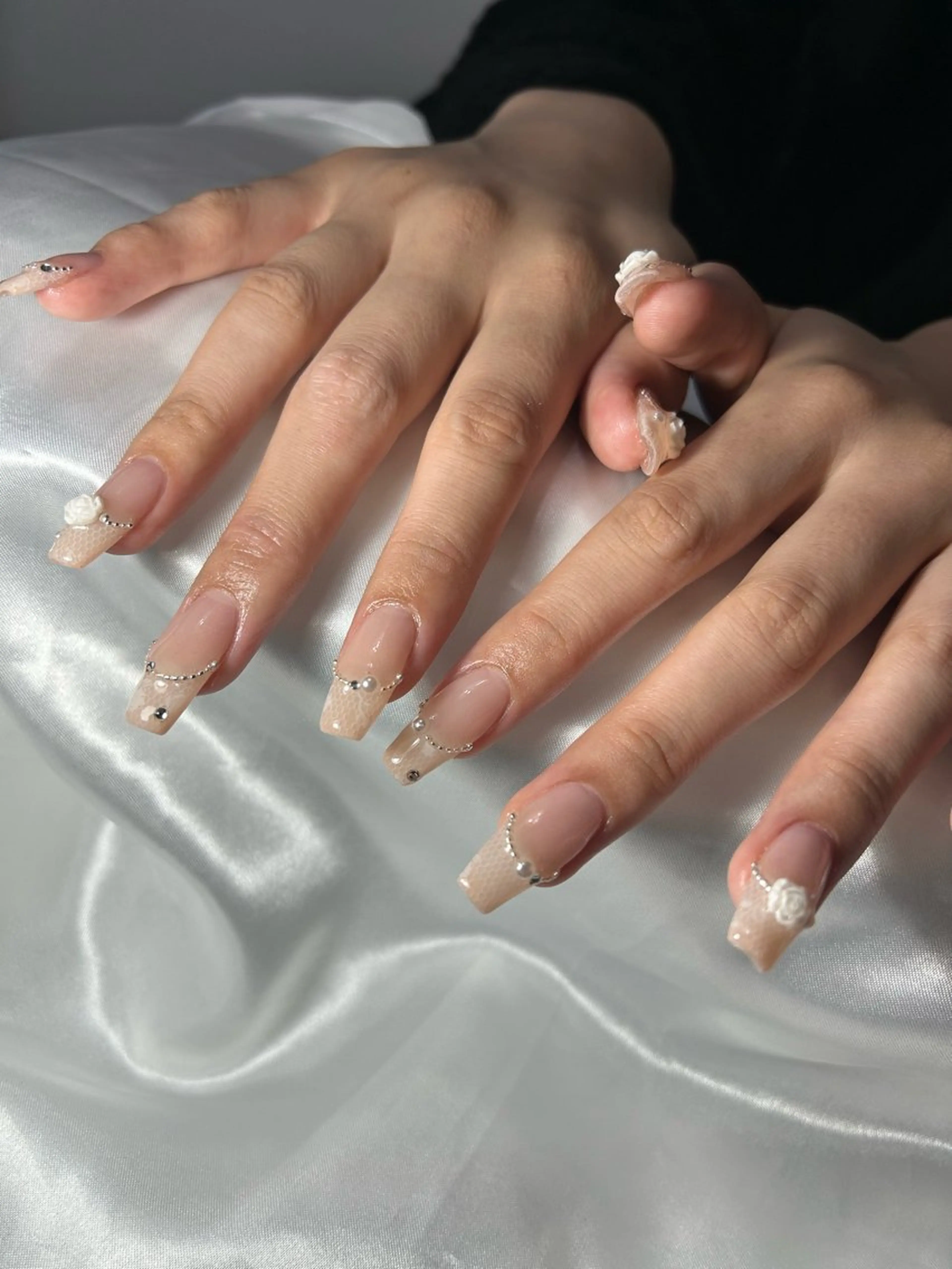 ネイル ハンドネイル nailroom‪ sb‪‪𓈒𓂂𓏸のネイルデザイン