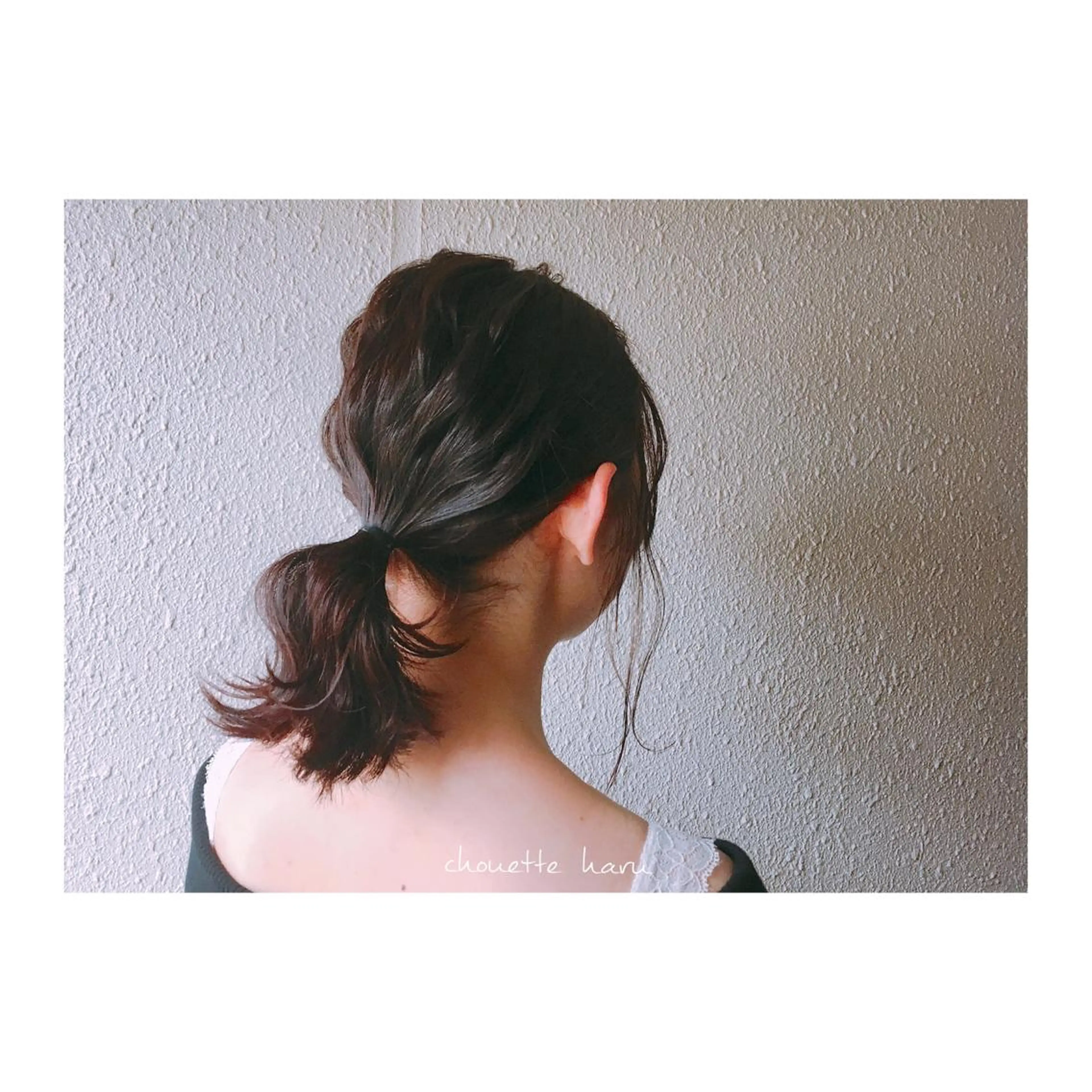 ミディアム カラー ヘアアレンジ ポニーテール ピンクカラー サダハルカ ｜chouetteのヘアスタイル
