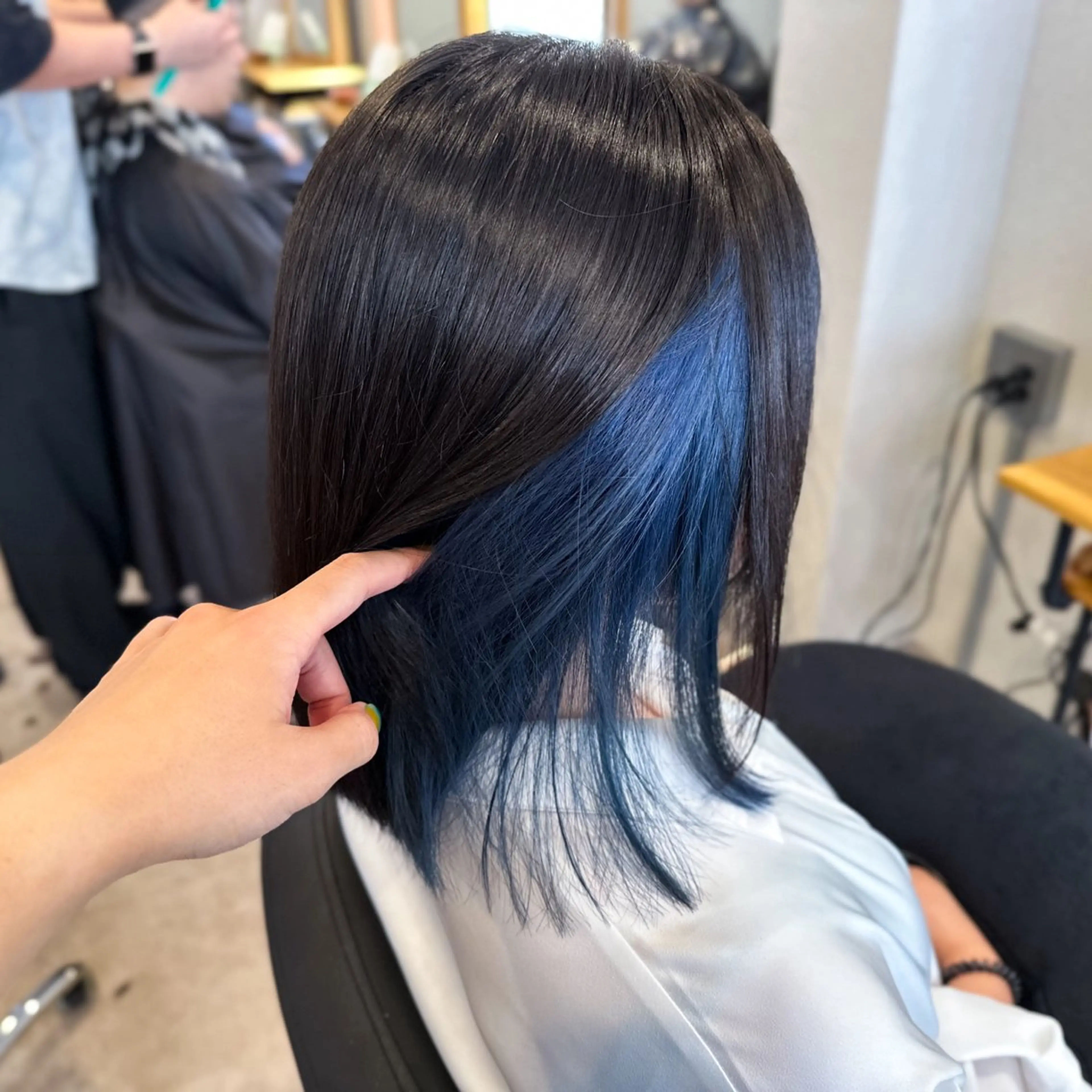 セミロング カラー ブルーカラー affect 上大岡所属・《髪質改善・縮毛矯正 /ブリーチ》坂本爽のヘアスタイル