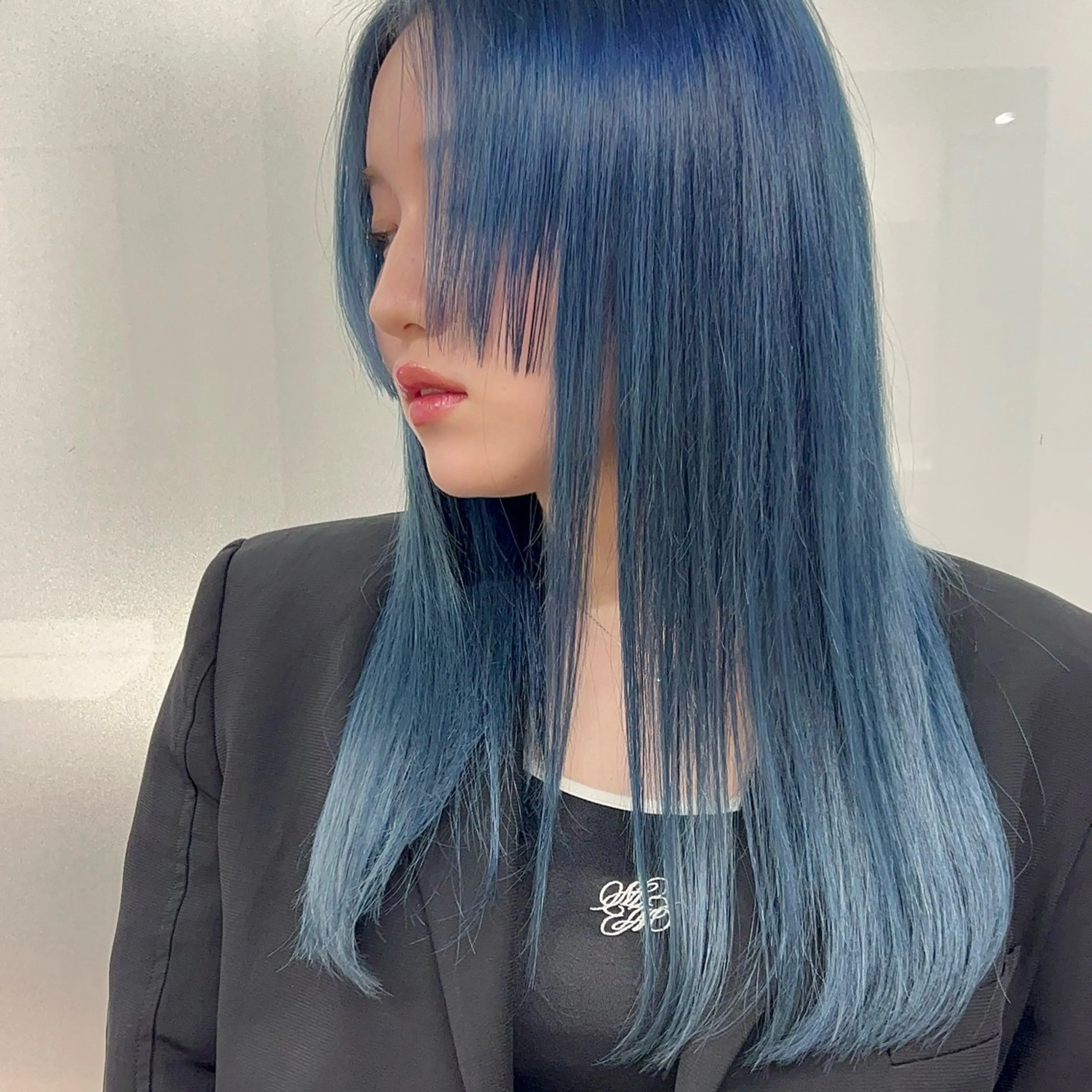 セミロング カラー 銀座/メンズ特化/ ハイトーン/KANのヘアスタイル