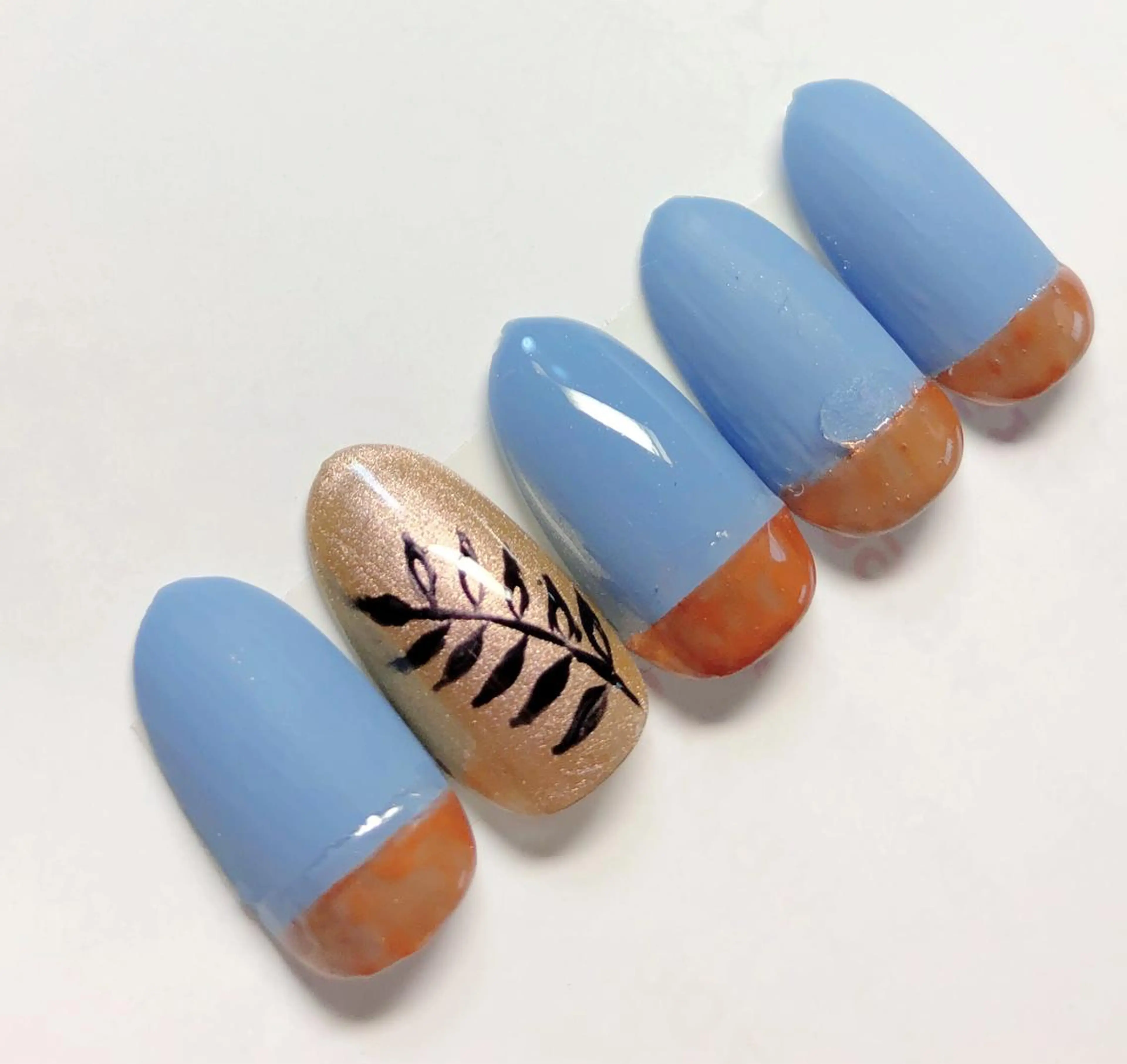 ネイル Bella  totalbeauty所属・Bella 齋藤理奈のネイルデザイン