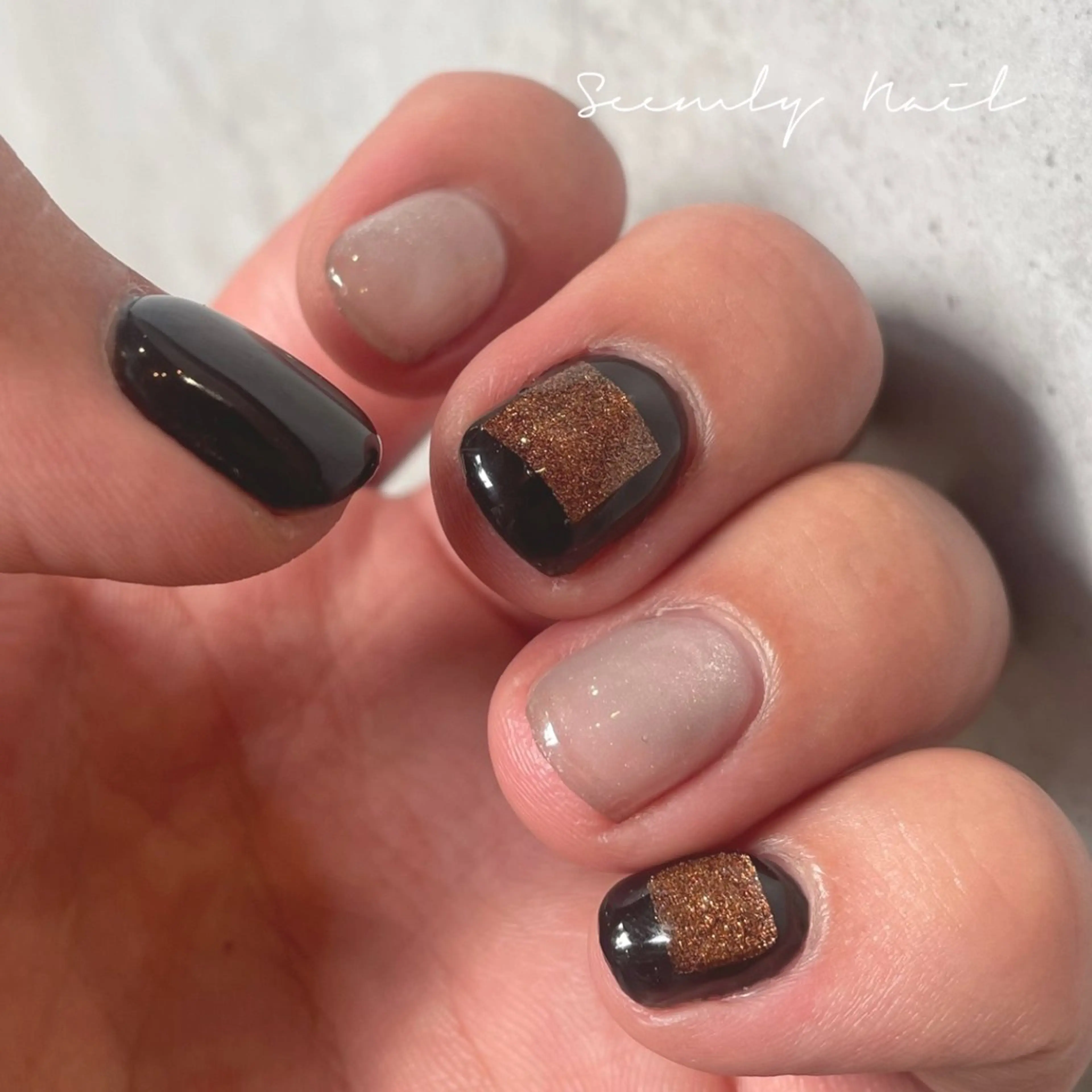 ネイル アートネイル ブルー ドット フラワーネイル グラデーション Seemly 千田町店所属・フラワーパラジェル 🌸シームリーエミのネイルデザイン