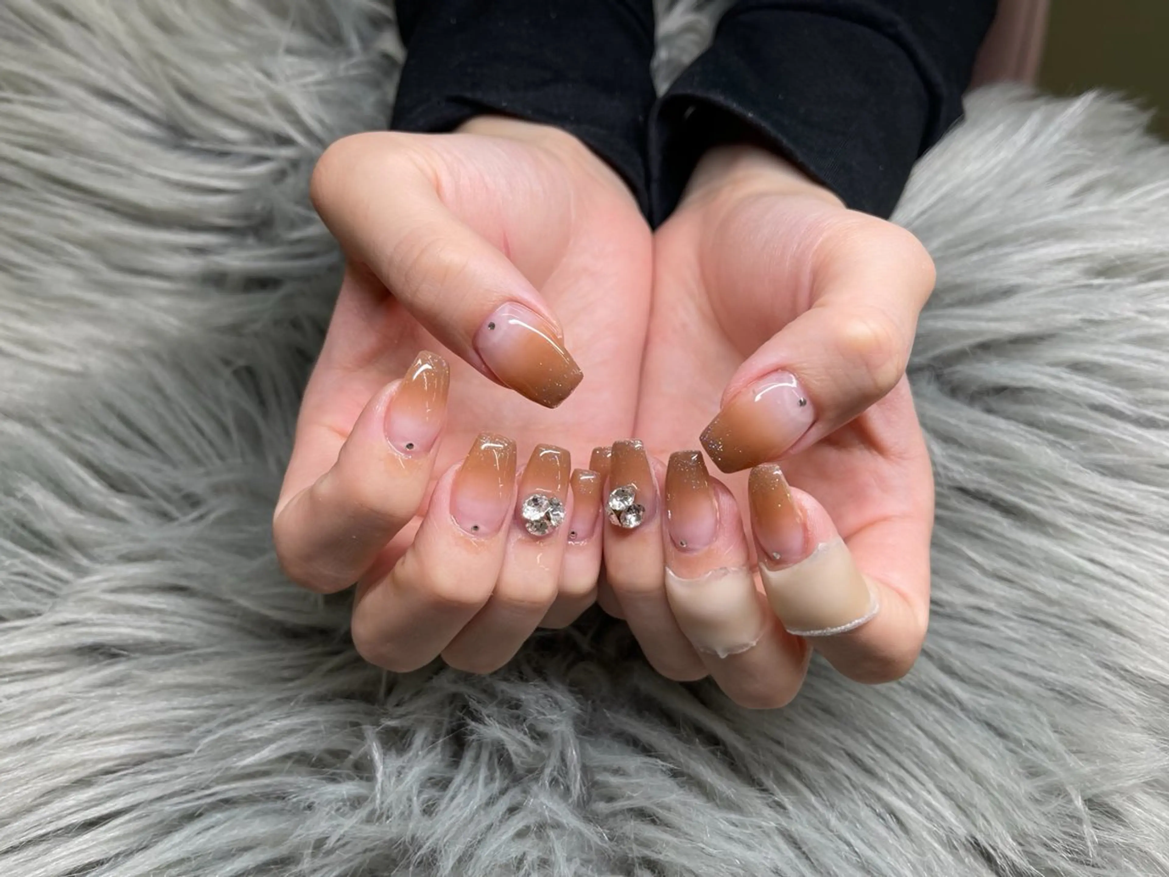 ネイル PEEKABOO京橋 EYE&NAILのマツエク・マツパデザイン