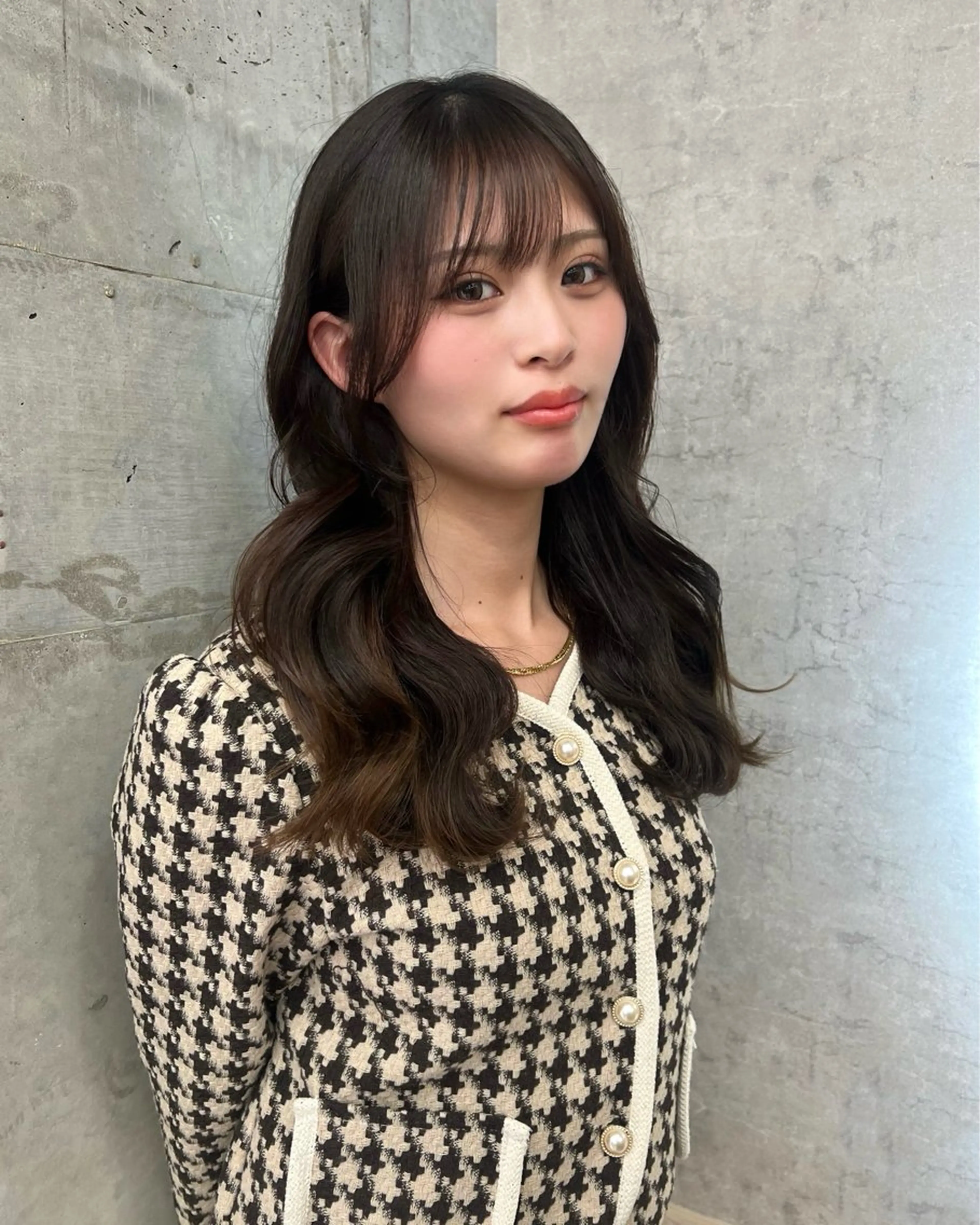 セミロング 顔周りカット 苗代萌/ぷるツヤ髪 🫧／レイヤーカットのヘアスタイル