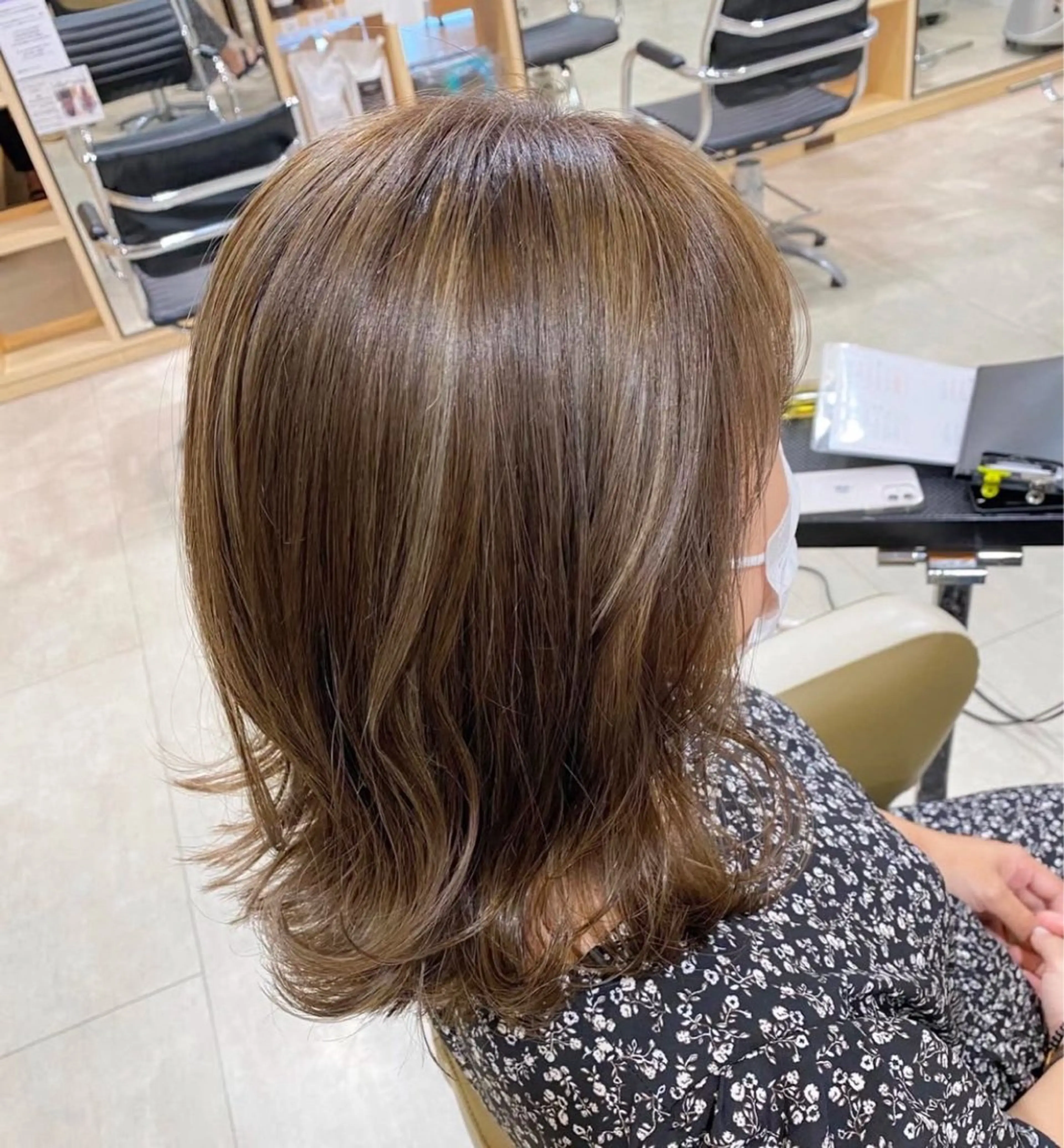ミディアム カラー Hair's RooMのヘアスタイル