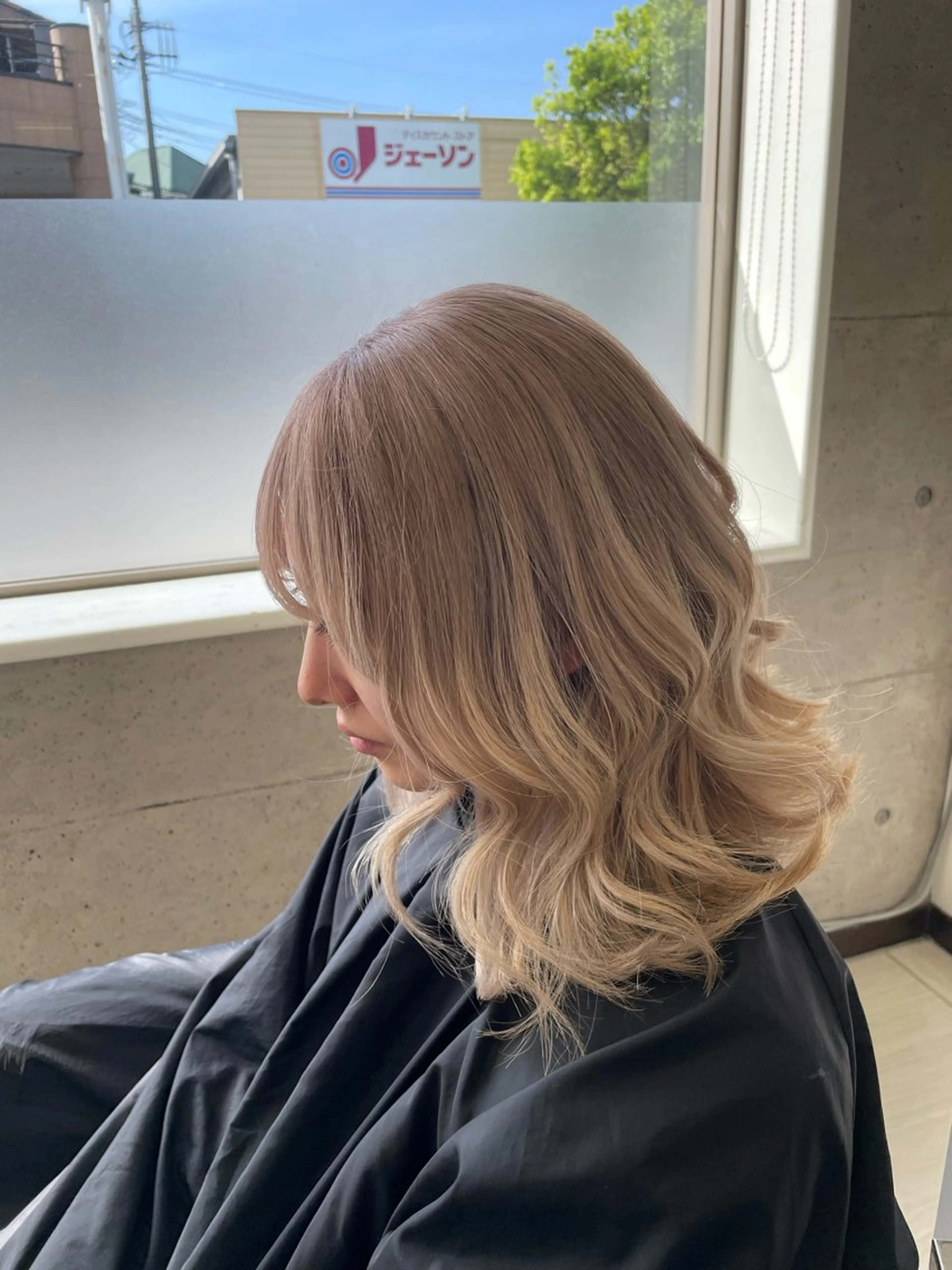 ミディアム ヘアカラー 色川 優斗《髪質改善》のヘアスタイル