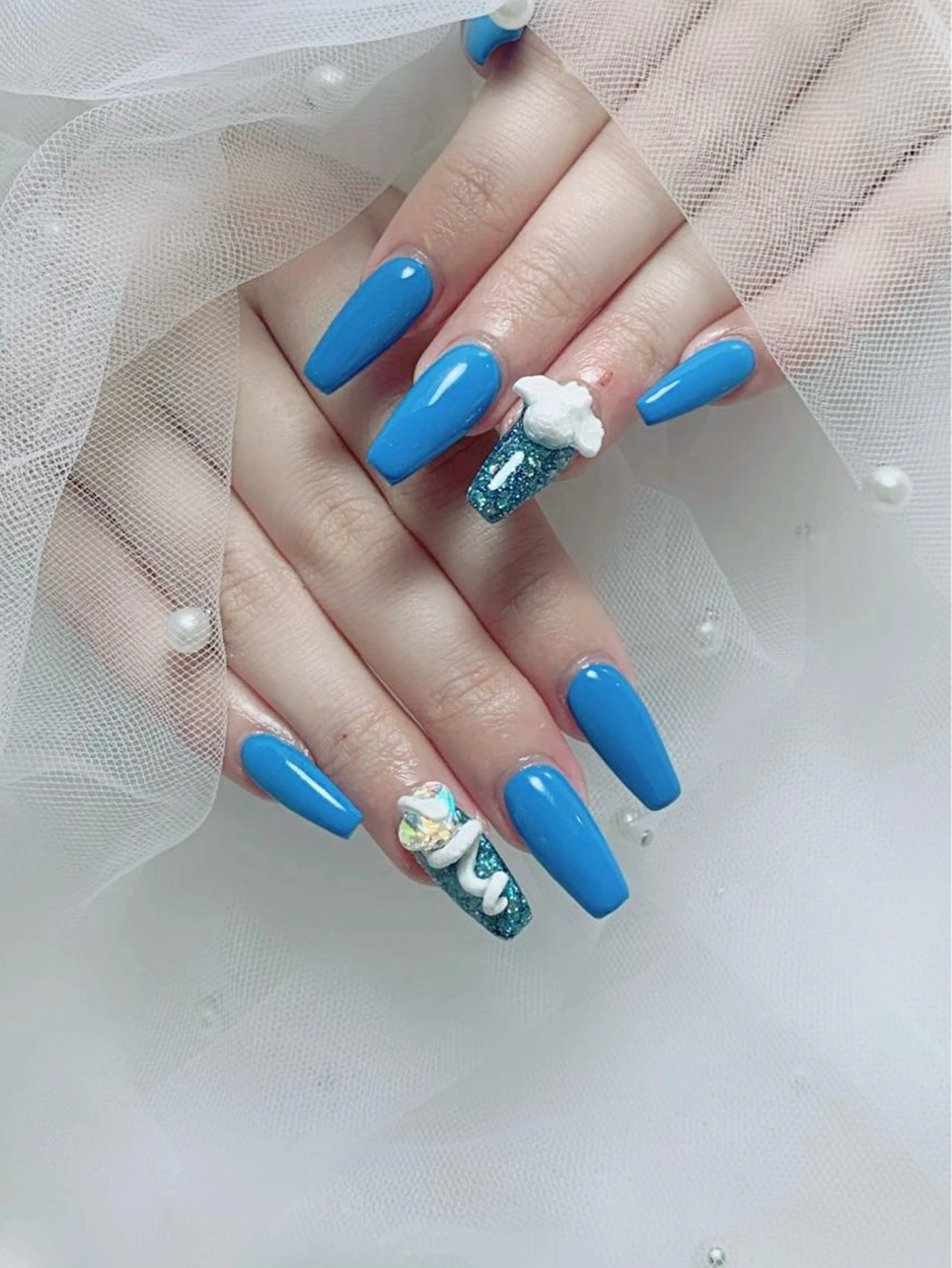 ネイル フレンチネイル ジェルネイル ハート 韓国ネイル マグネットネイル ハンドネイル ネイルサロン lotusのネイルデザイン