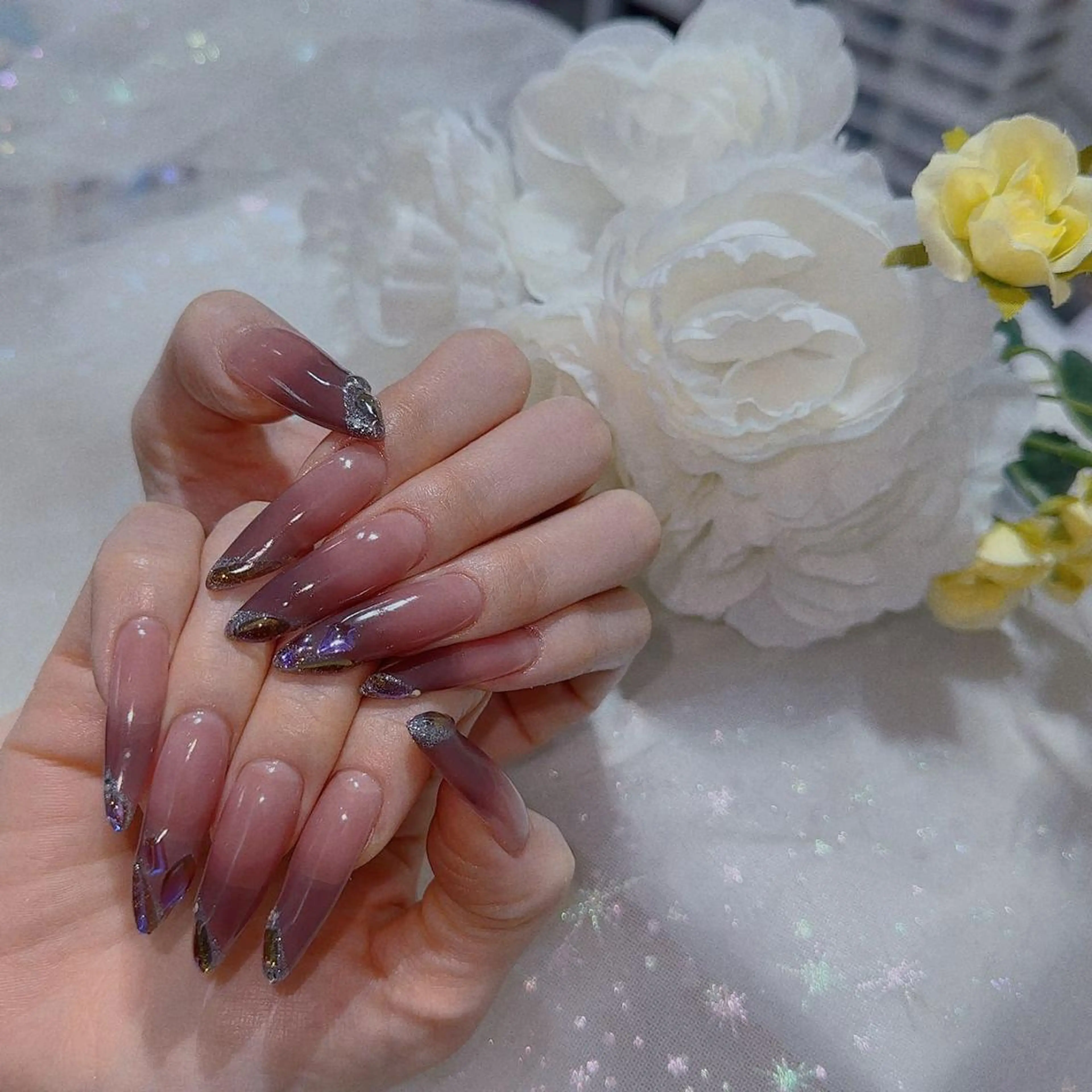 ネイル 長さ出し ネイルチップ Queens momoのネイルデザイン