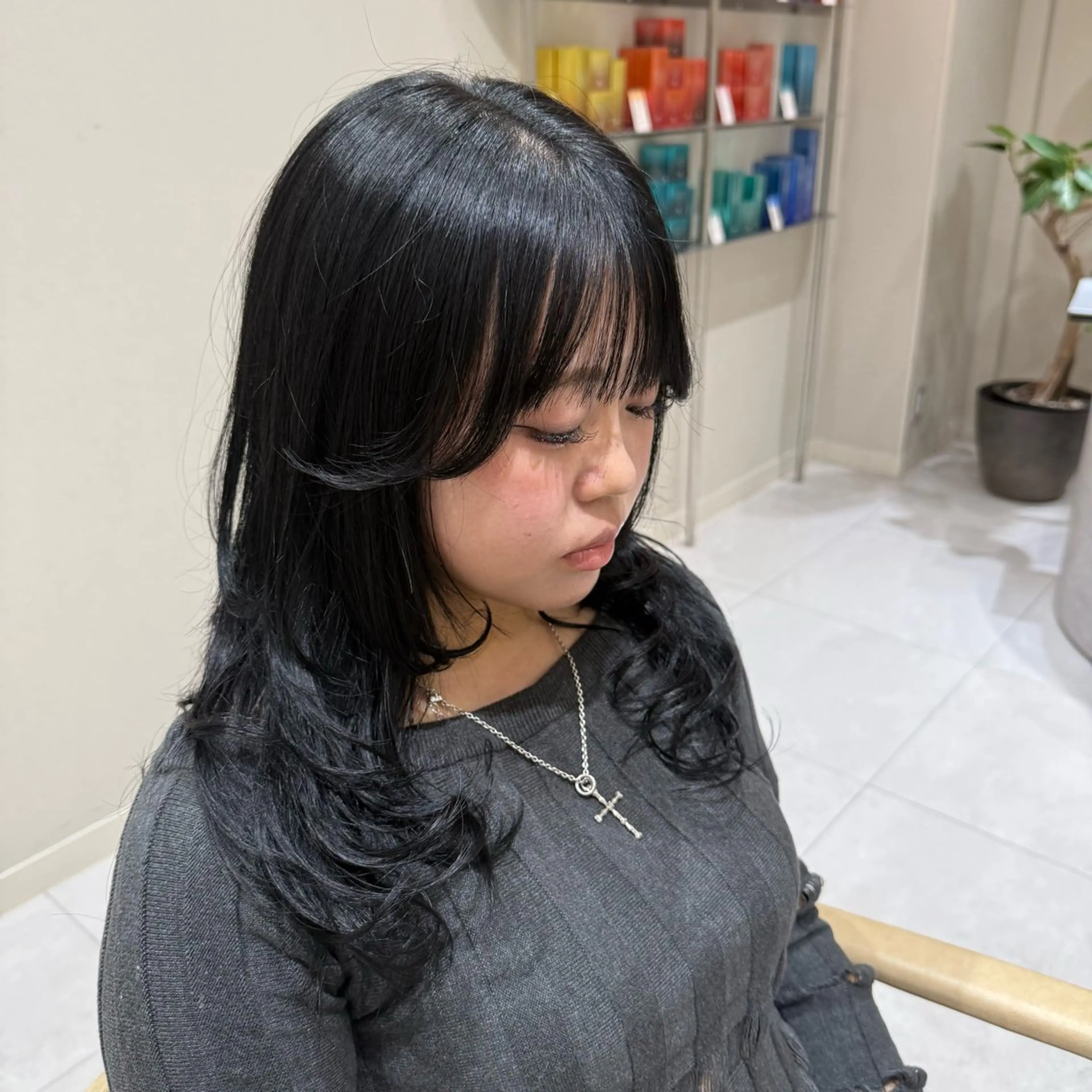 ロング カラー カット ヘアカラー トリートメント 韓国レイヤー｜ 透明感カラー｜ココナのヘアスタイル