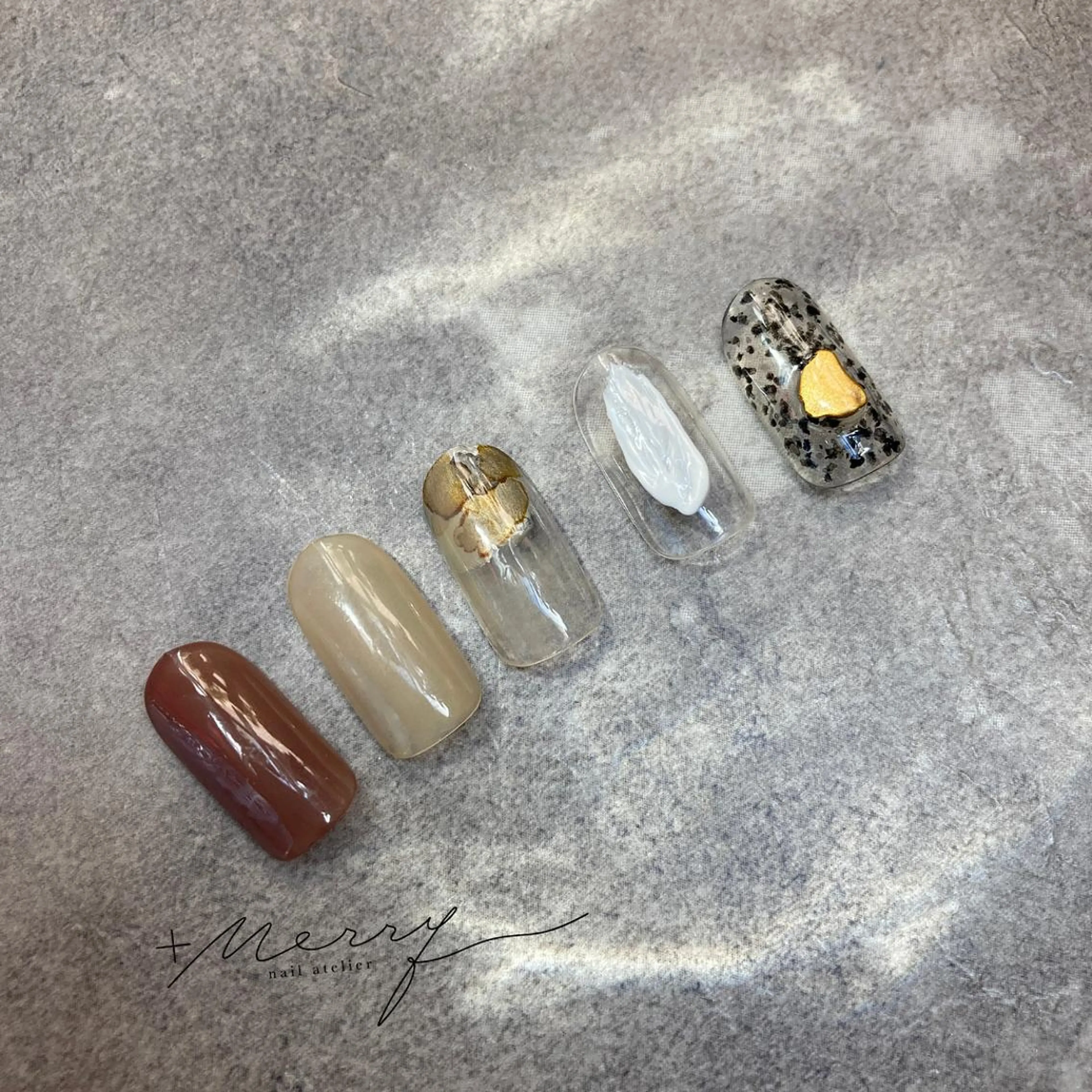 ネイル ネイルアトリエ プラスメリーのネイルデザイン