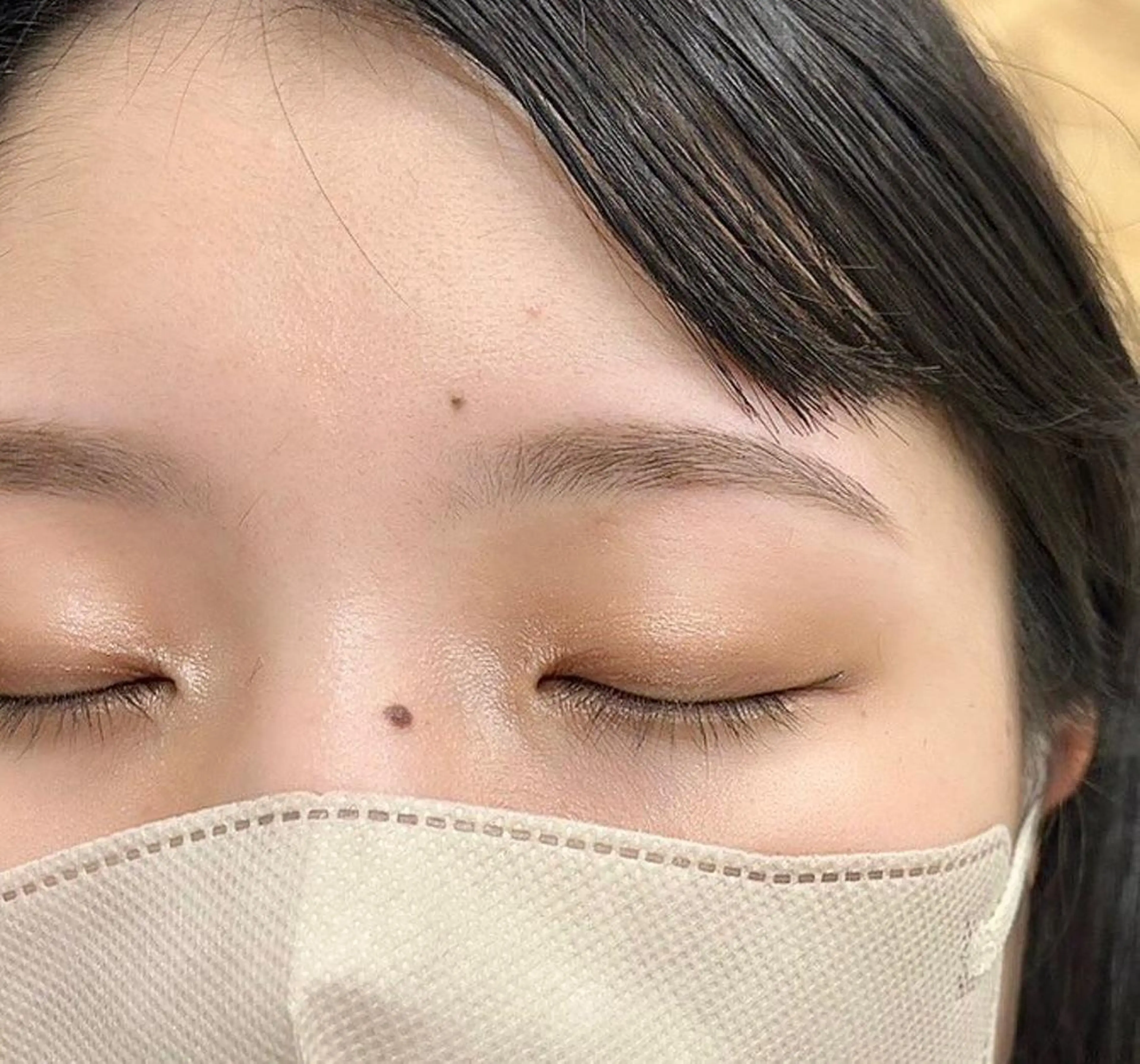 アイブロウ 眉毛ワックス脱毛 WHITE EYE 田井　初季の眉毛・アイブロウイメージ