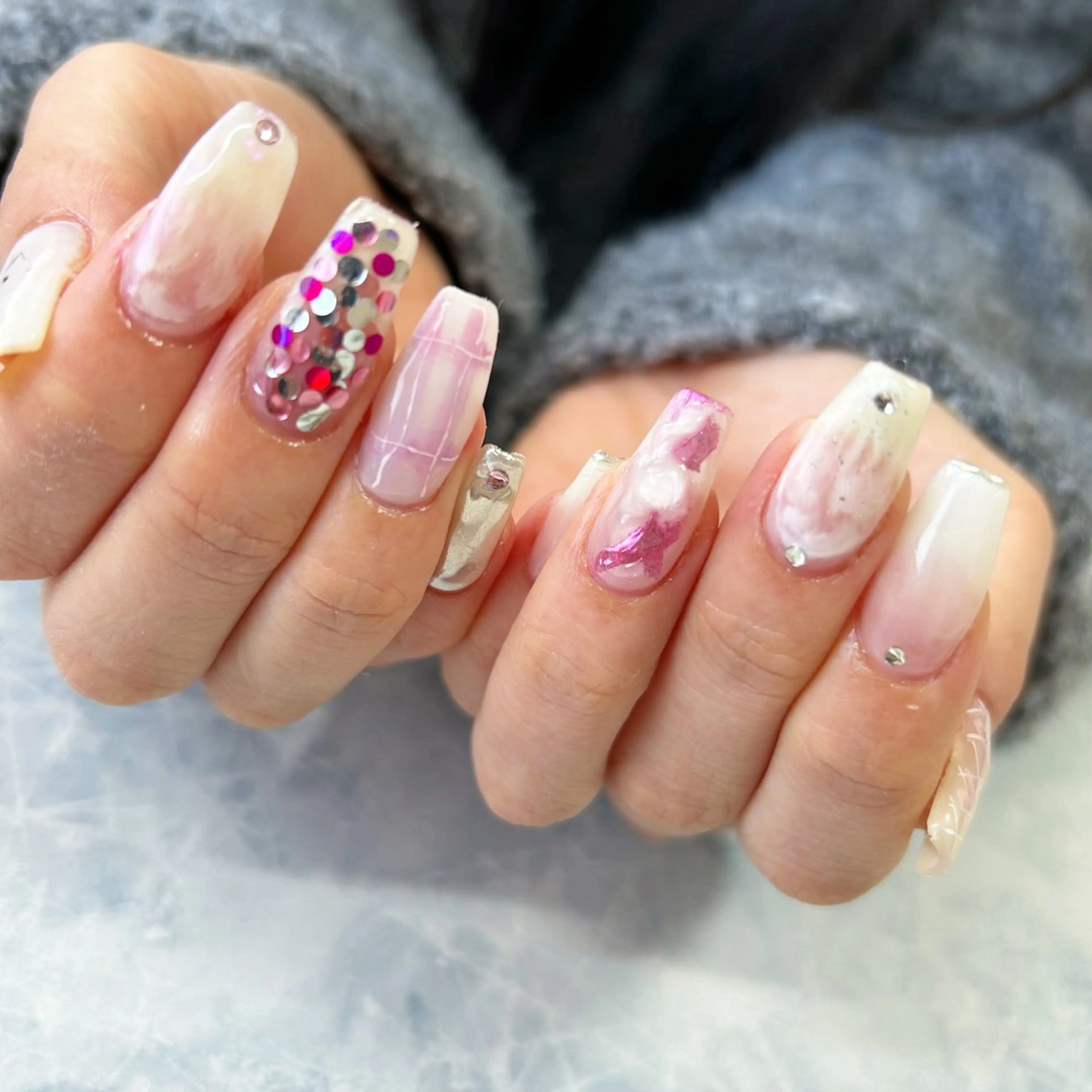 ネイル Laki nailのネイルデザイン