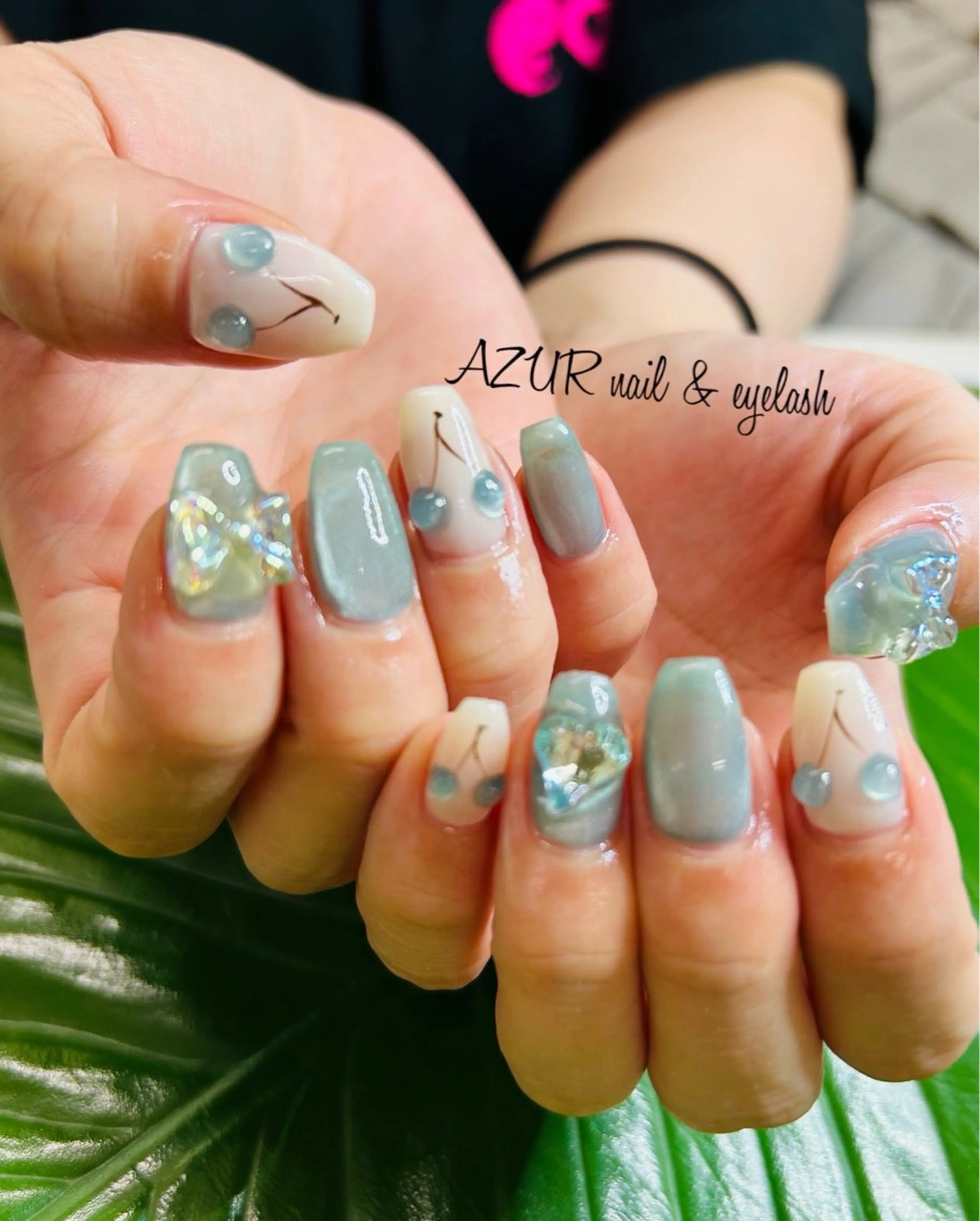 ネイル AZUR N&eyelashのネイルデザイン