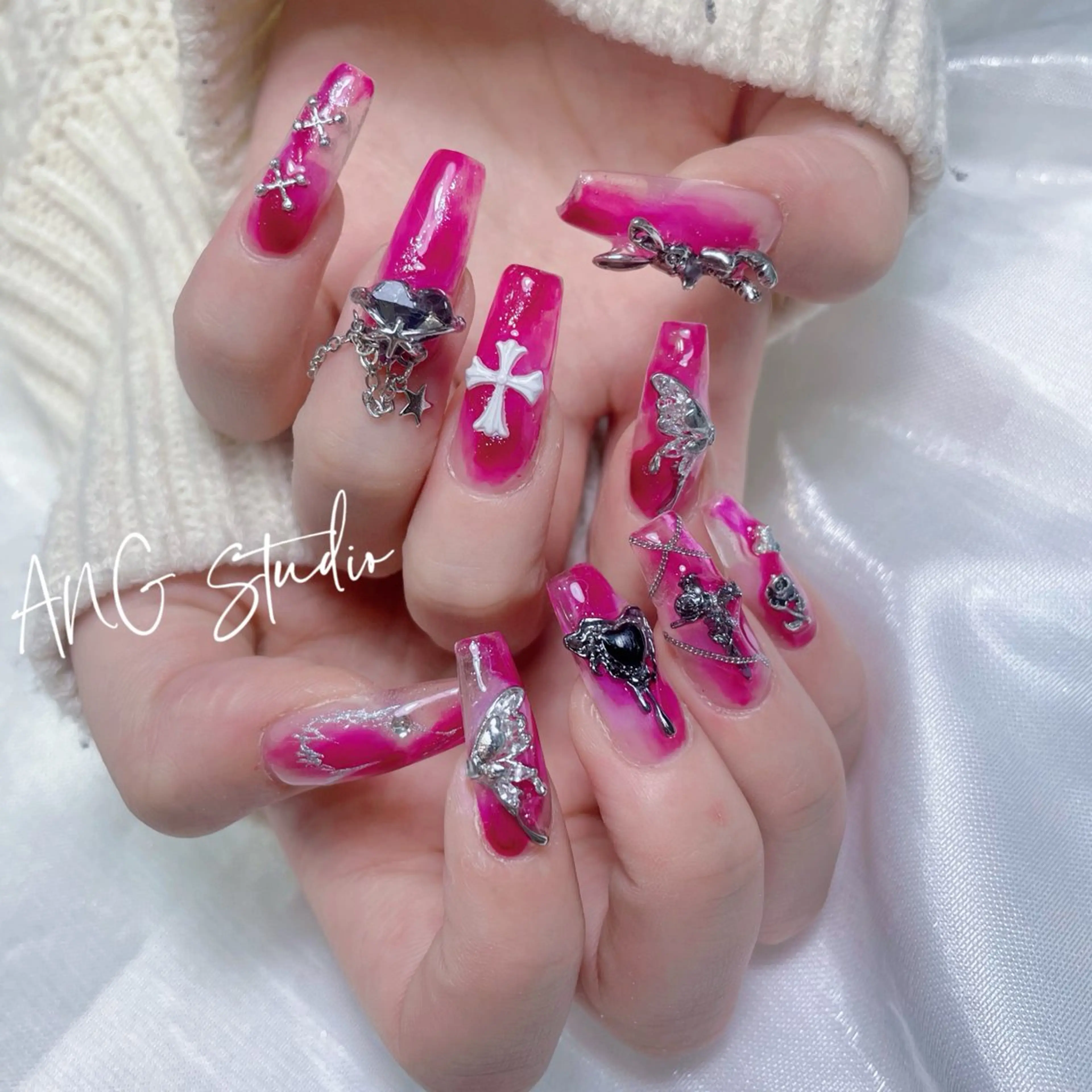 ネイル ハンドネイル ハンドケア ANG Studioのネイルデザイン