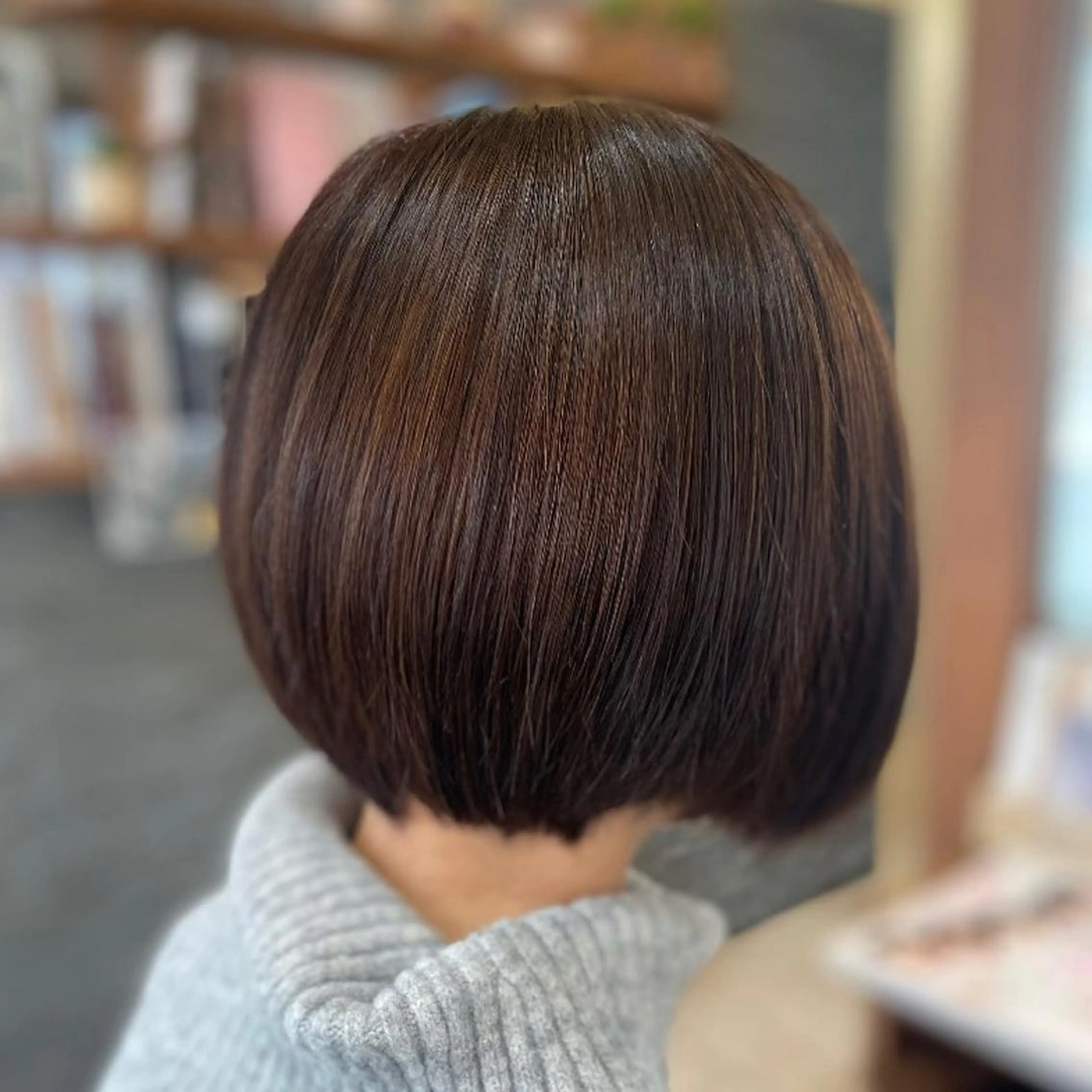 セミロング 加藤 実穂のヘアスタイル