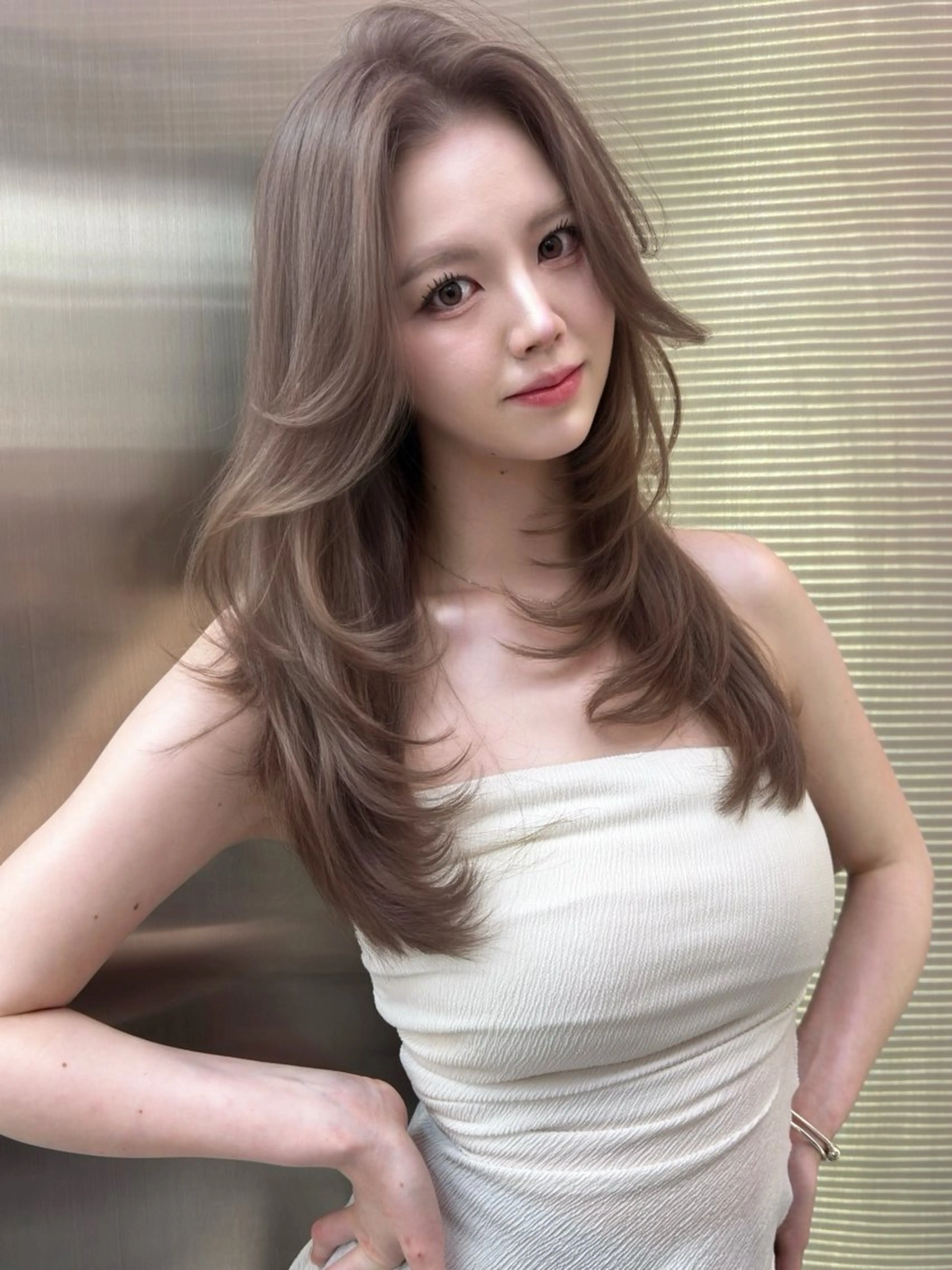 ロング レイヤーカット カット ヘアカラー トリートメント Miyu/透明感 カラー/レイヤーのヘアスタイル