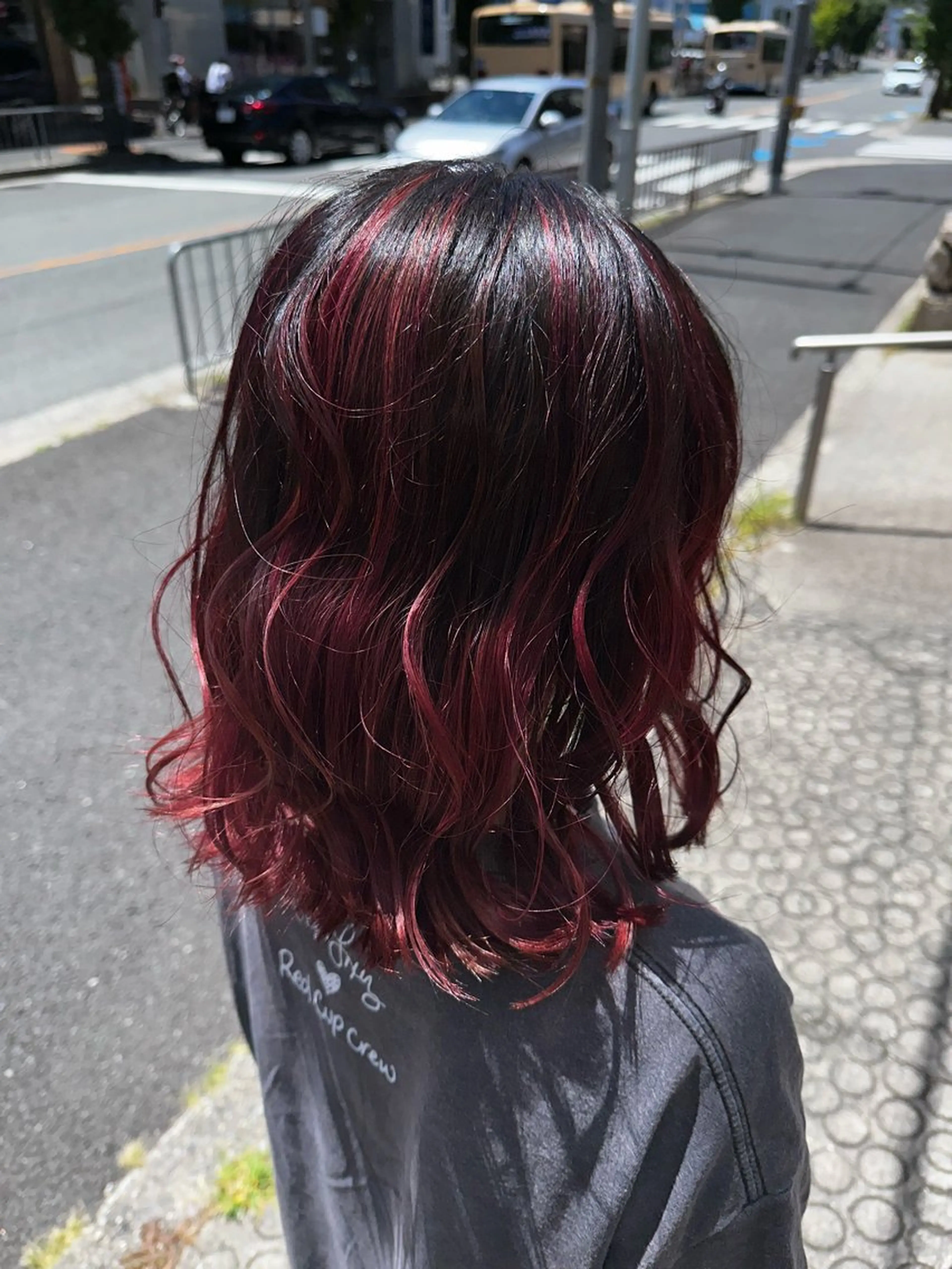 セミロング カラー バレイヤージュ レイヤーカット K-com  pool所属・明見 拓真のヘアスタイル