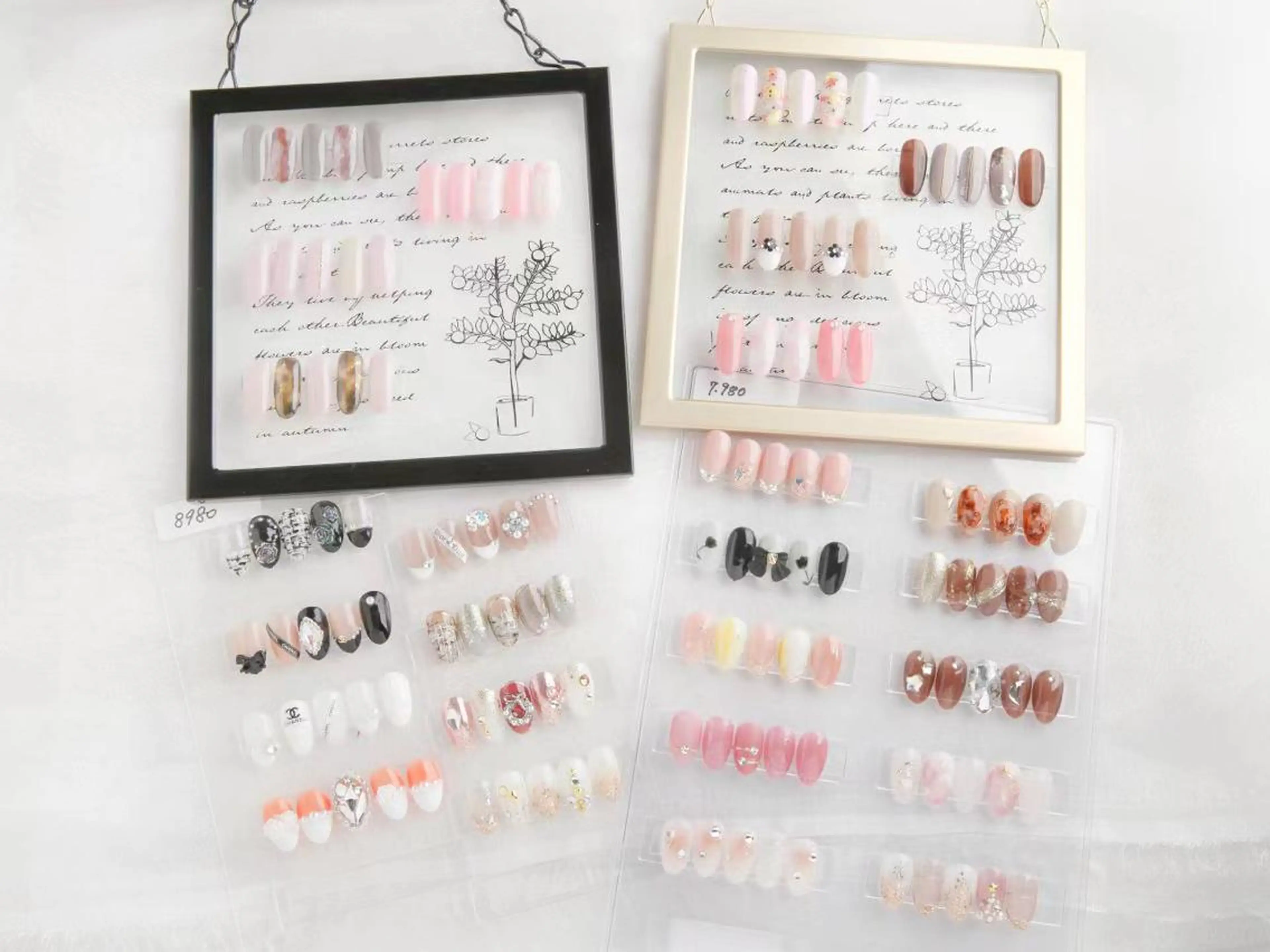 ネイル ハンドネイル VIVIAN リサのネイルデザイン