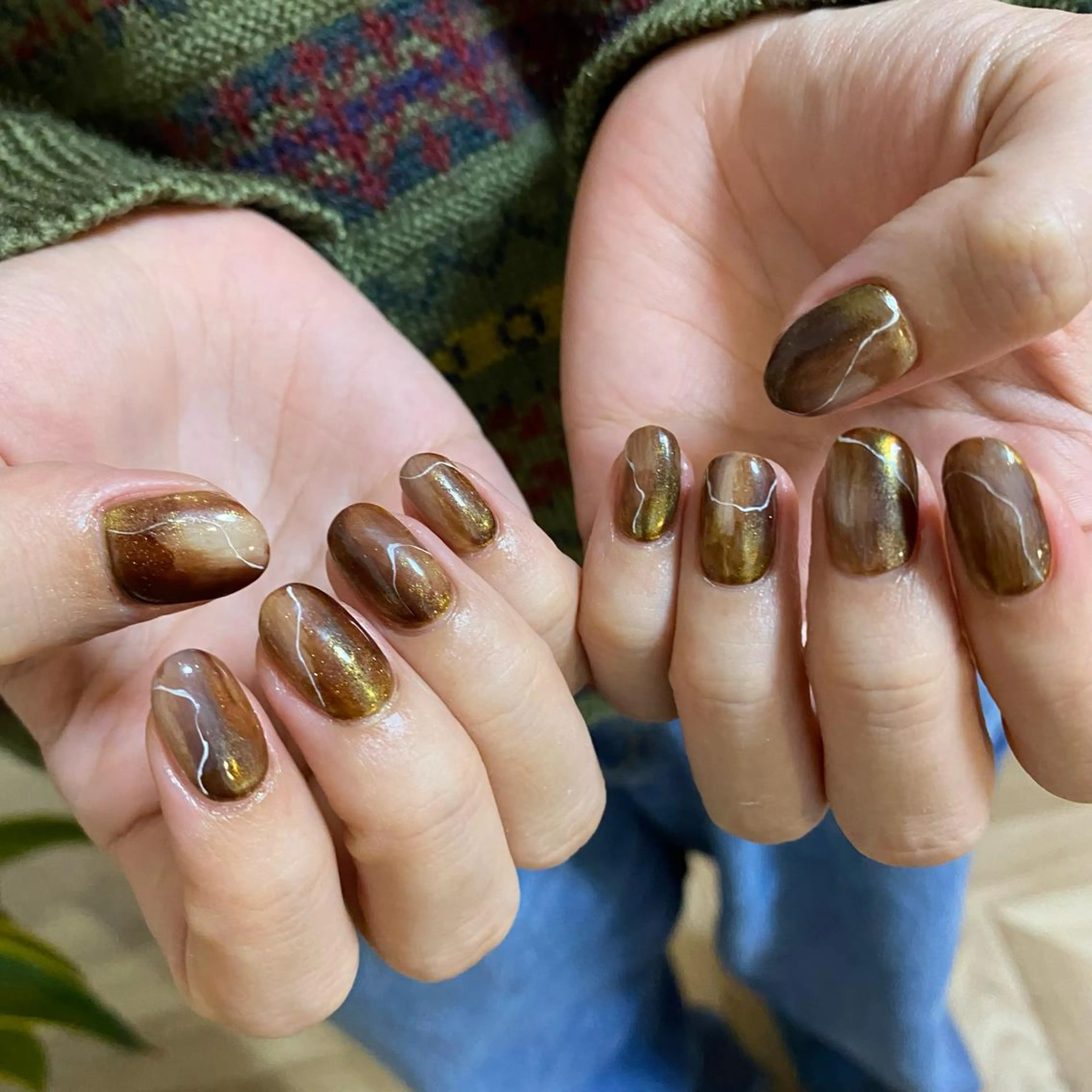 ネイル ハンドネイル Amber21.所属・Nagahama Akariのネイルデザイン