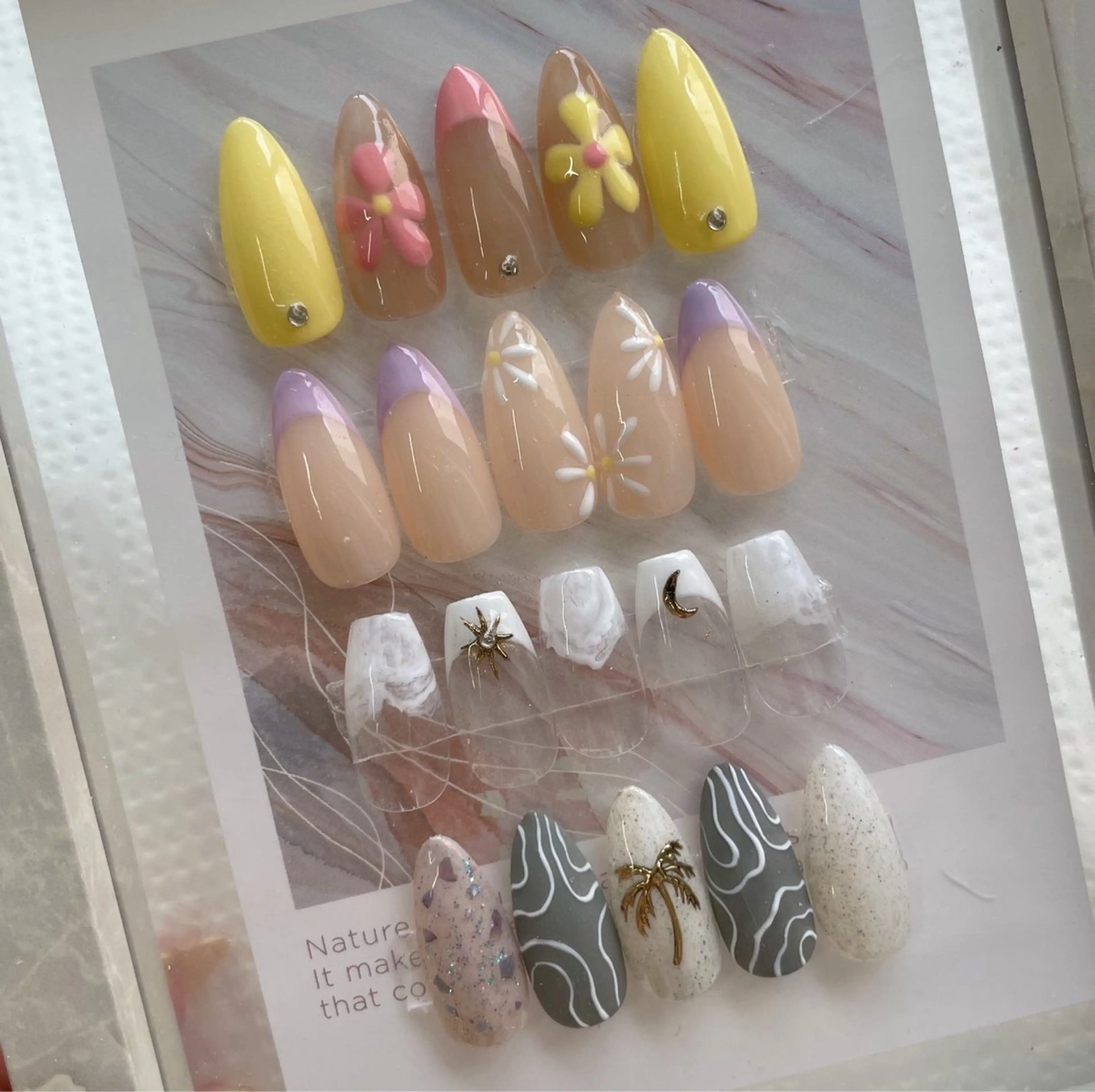 ネイル 春ネイル 🌴konami 4U NAIL🥥のネイルデザイン