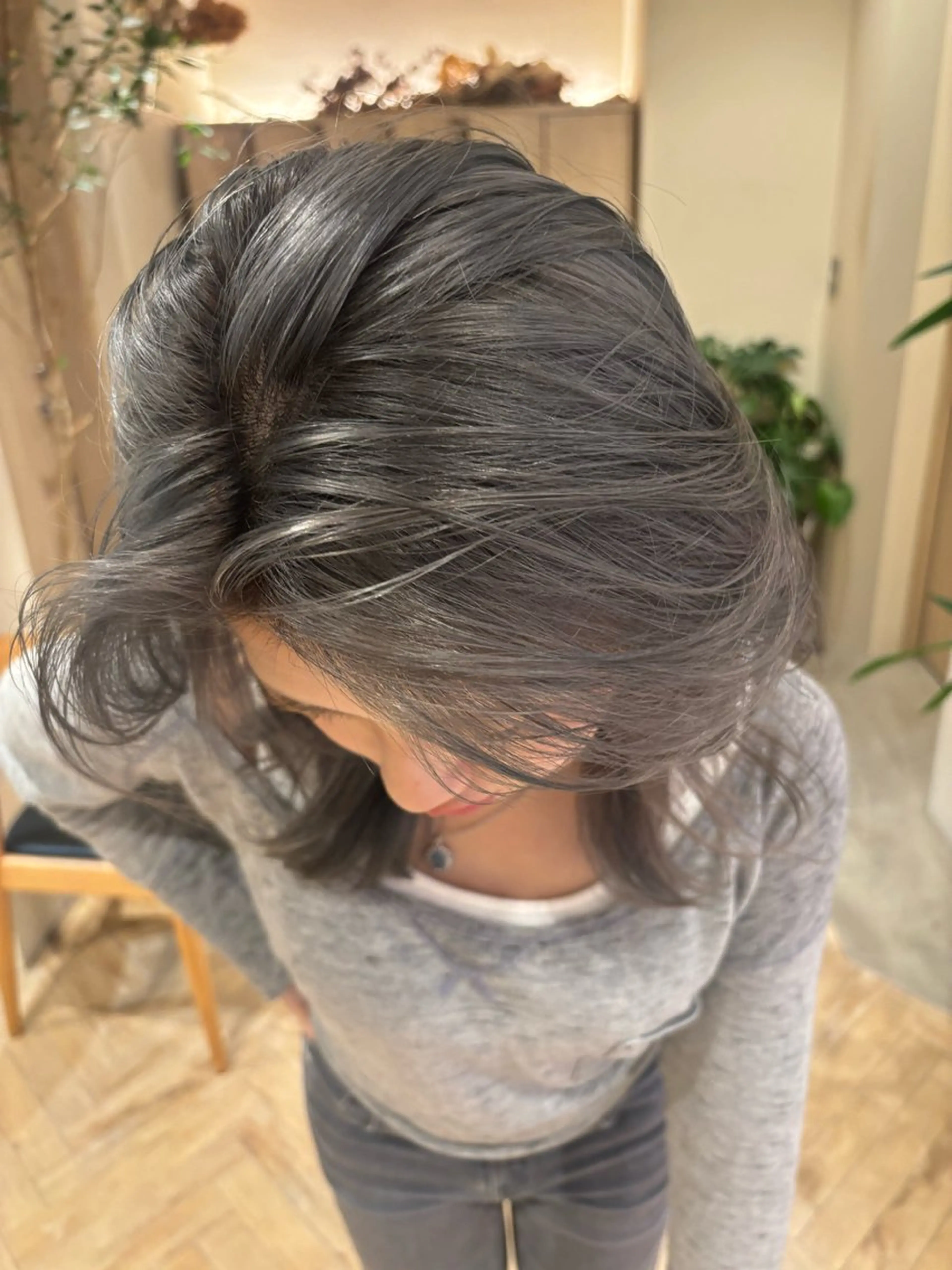 カラー かのうひなこ🌻 レイヤーカットのヘアスタイル