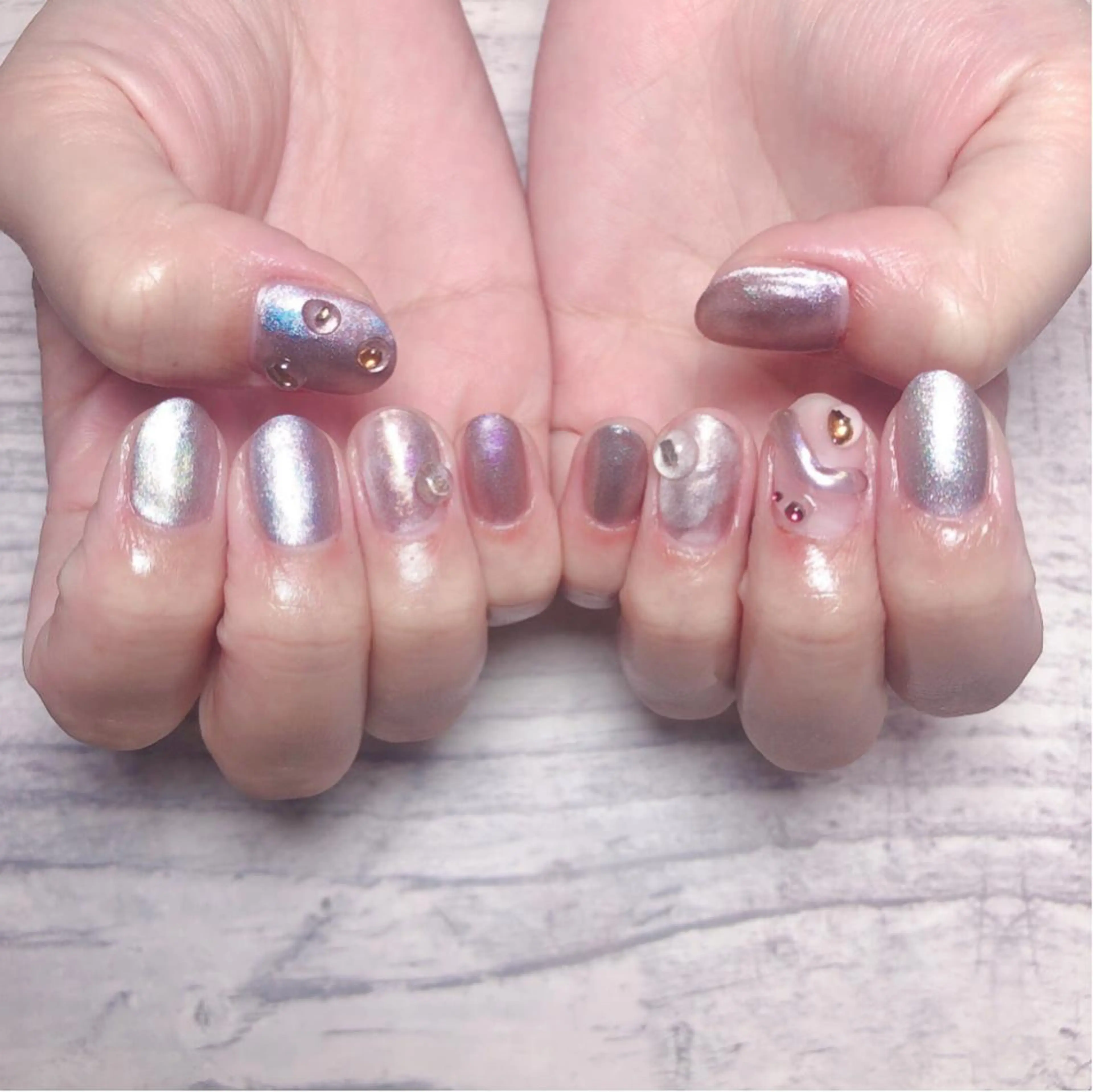 ネイル 個室ネイルサロンDolly  Girl〜ドーリーガール〜所属・DollyGirl KYOKOのネイルデザイン