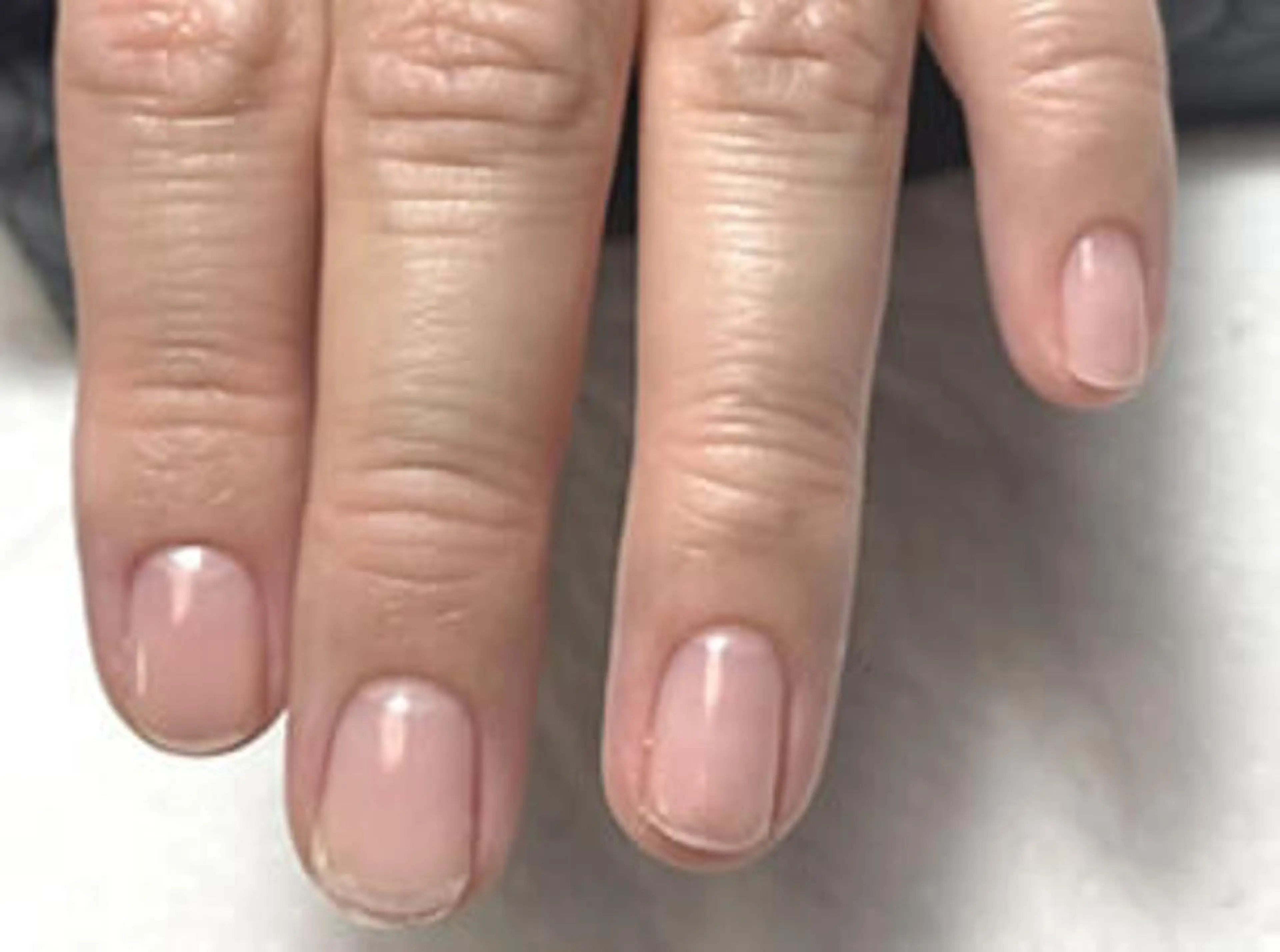 ネイル イワサキ のネイルデザイン