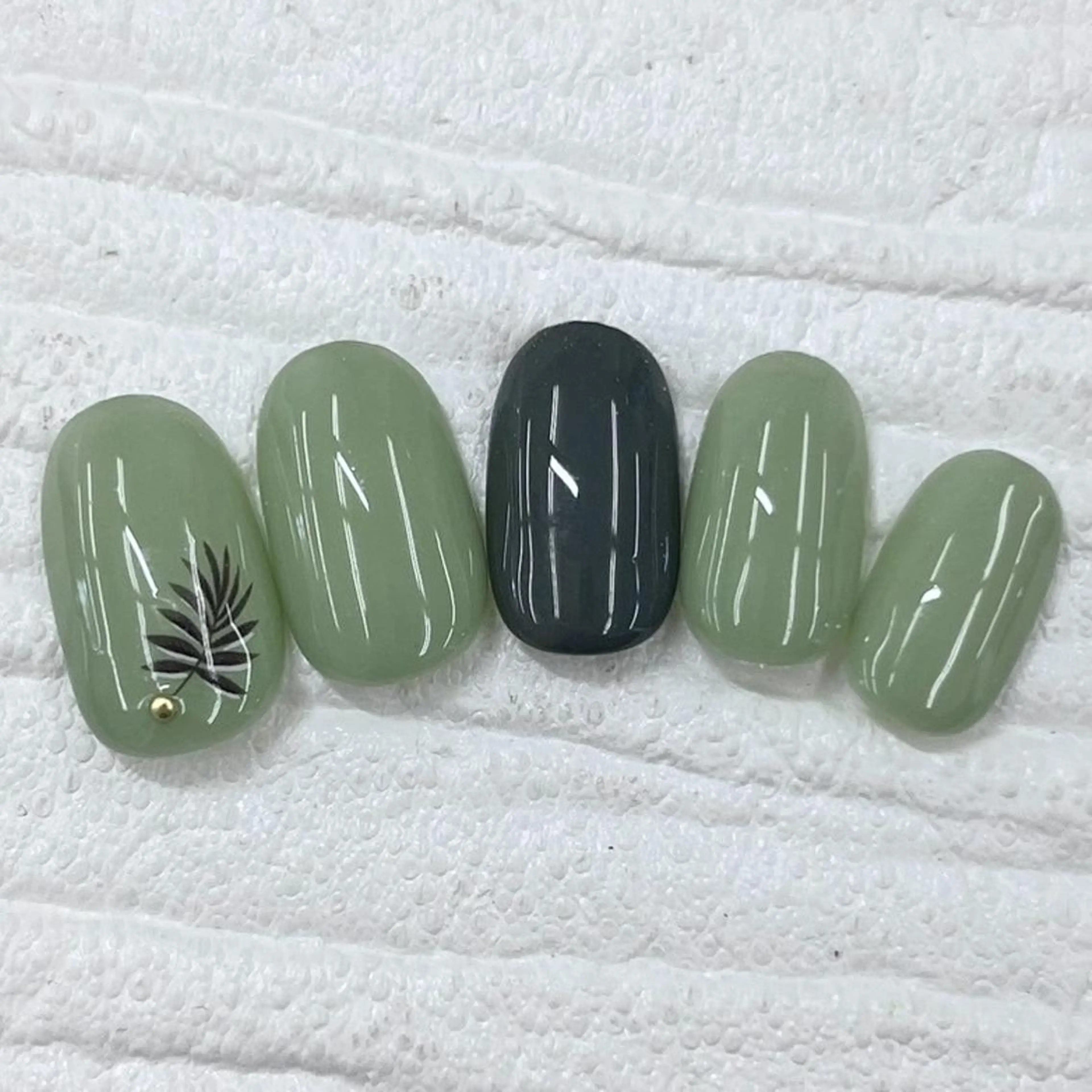 ネイル Nail salon Honey Beeのネイルデザイン