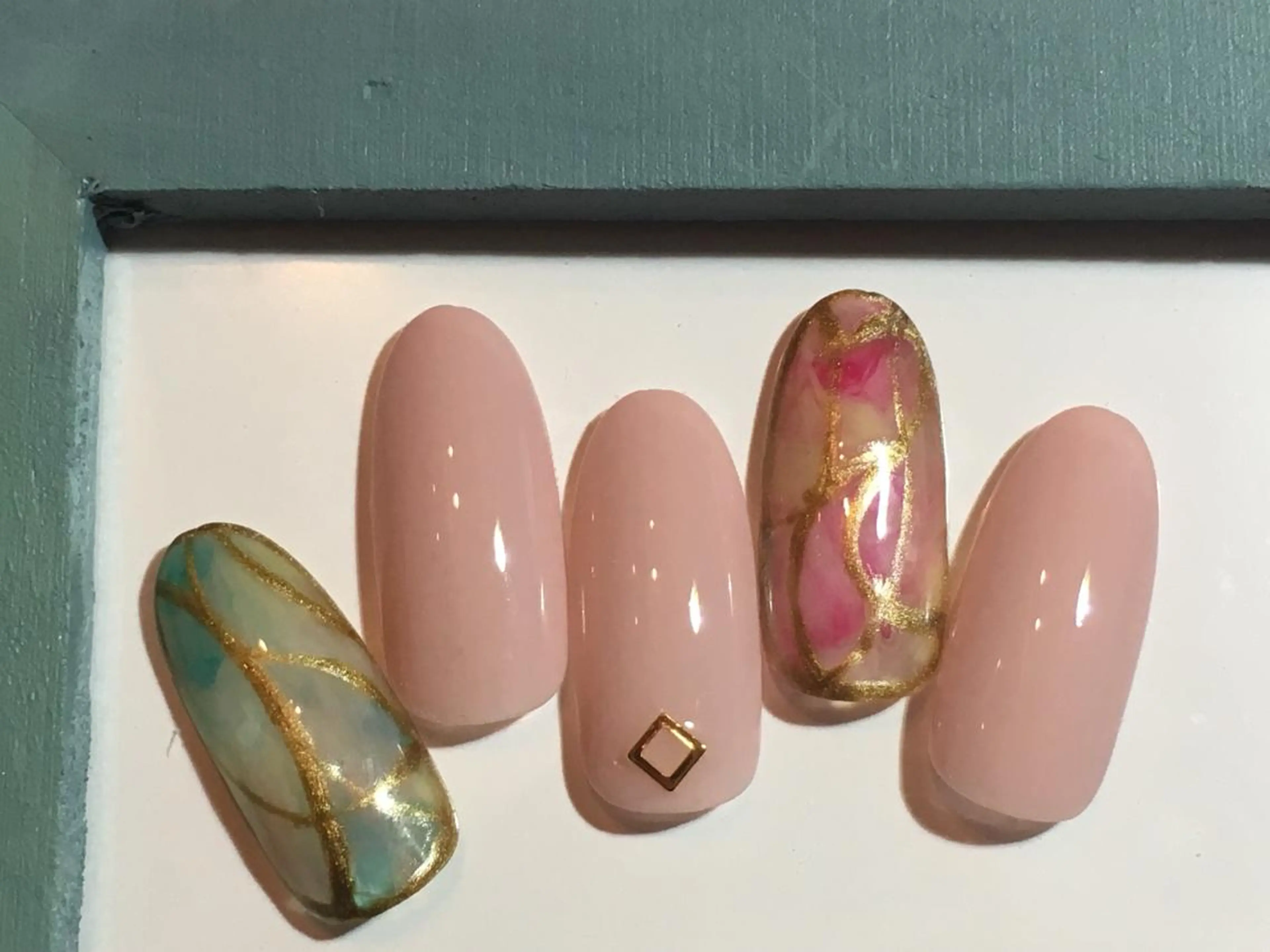 ネイル 古川 里美のネイルデザイン