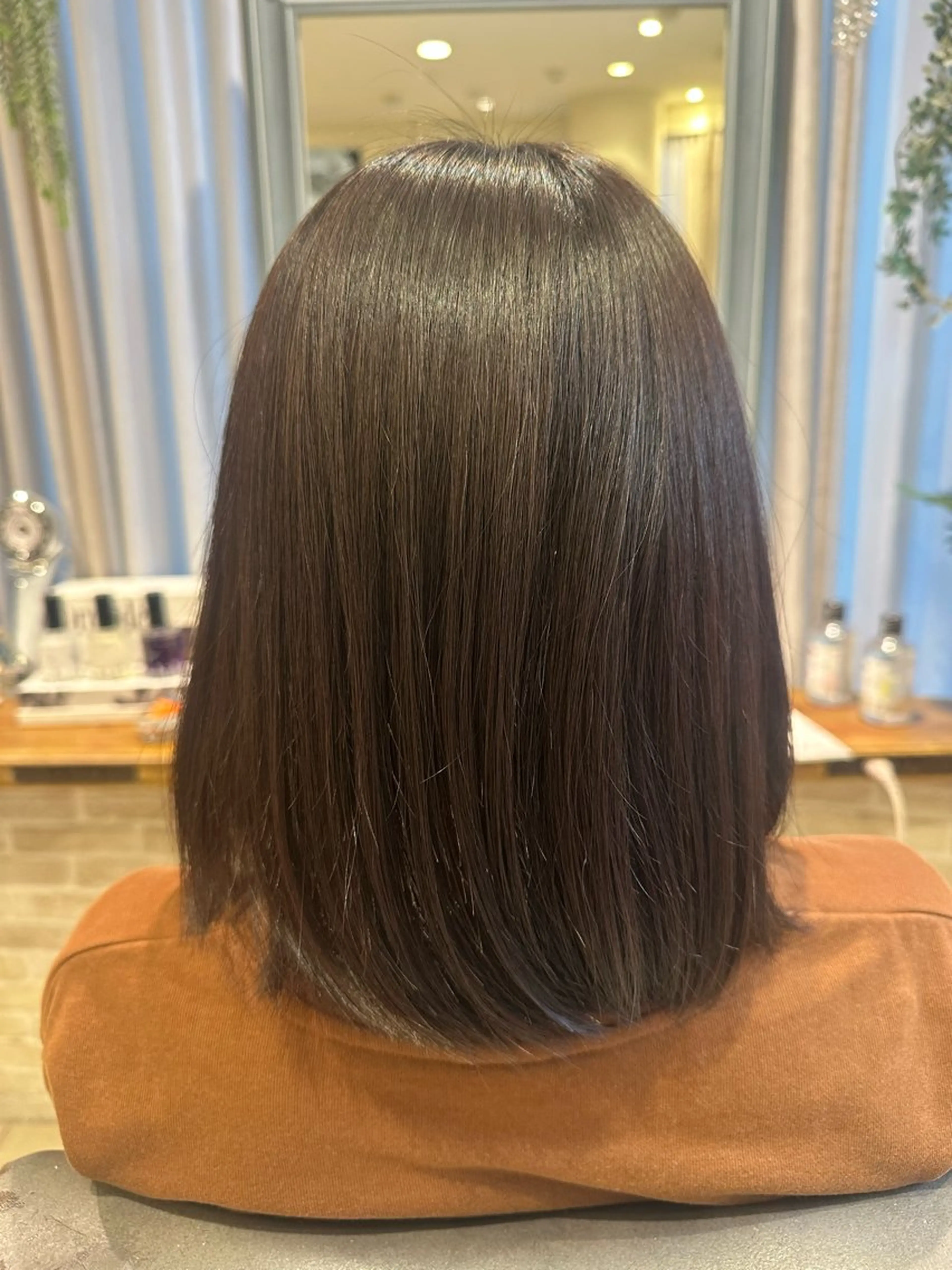 ミディアム カラー ブラウンカラー ヘアカラー トリートメント 透明感ブラウン／縮毛 矯正／髪質改善🌿のヘアスタイル