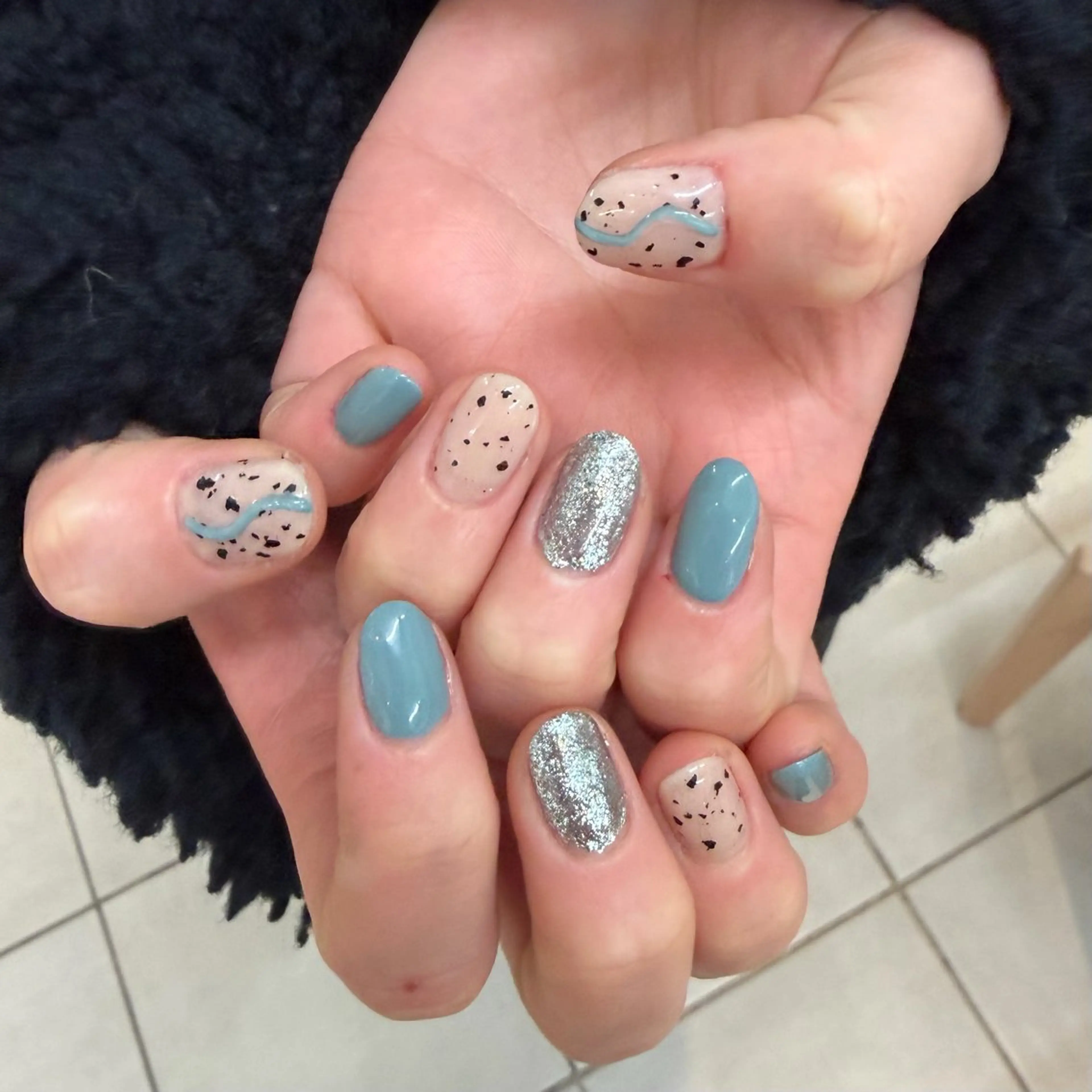 ネイル アートネイル ニュアンスネイル TRIOS meiのネイルデザイン