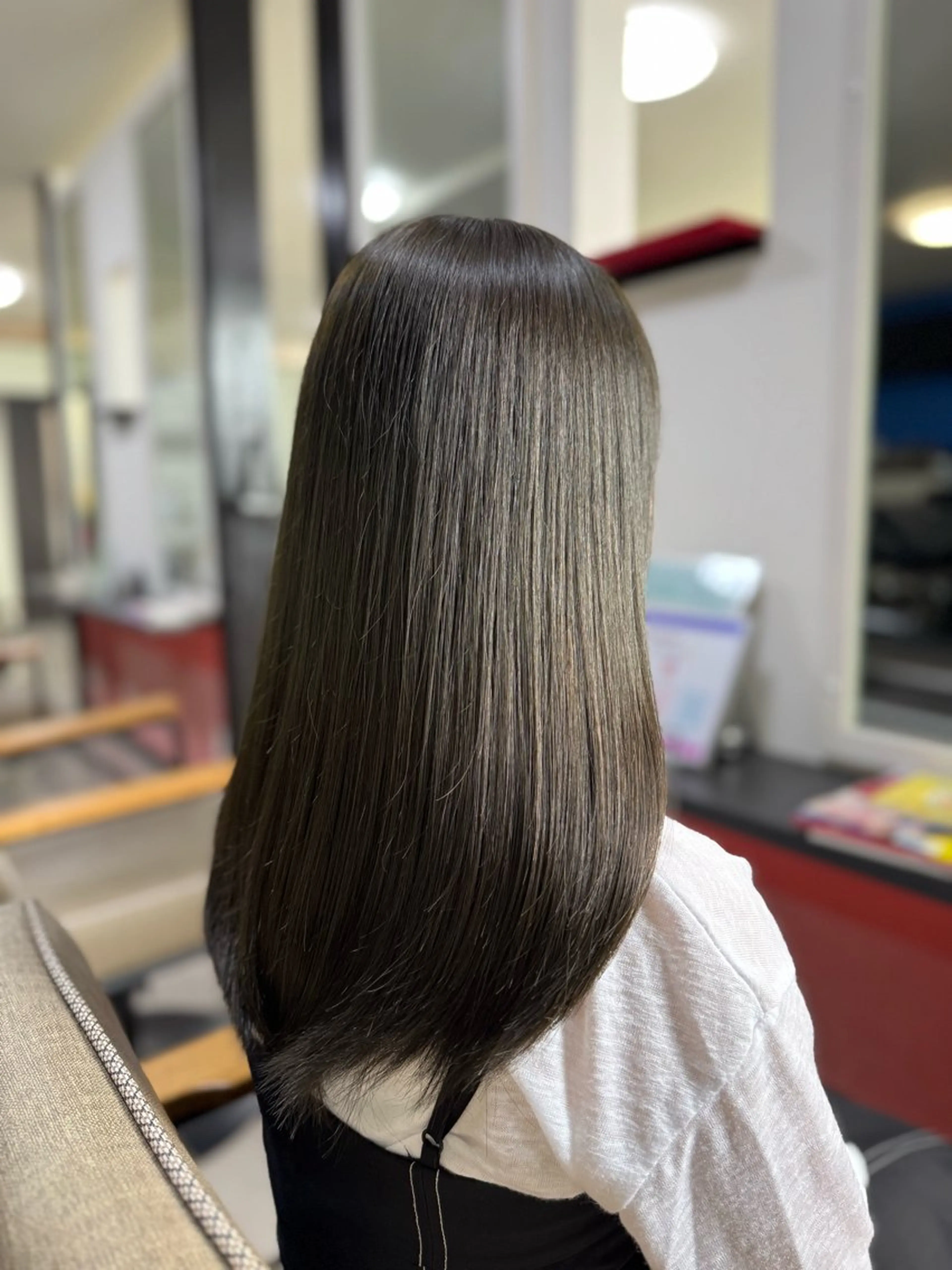 透明感カラー+トリートメントの写真