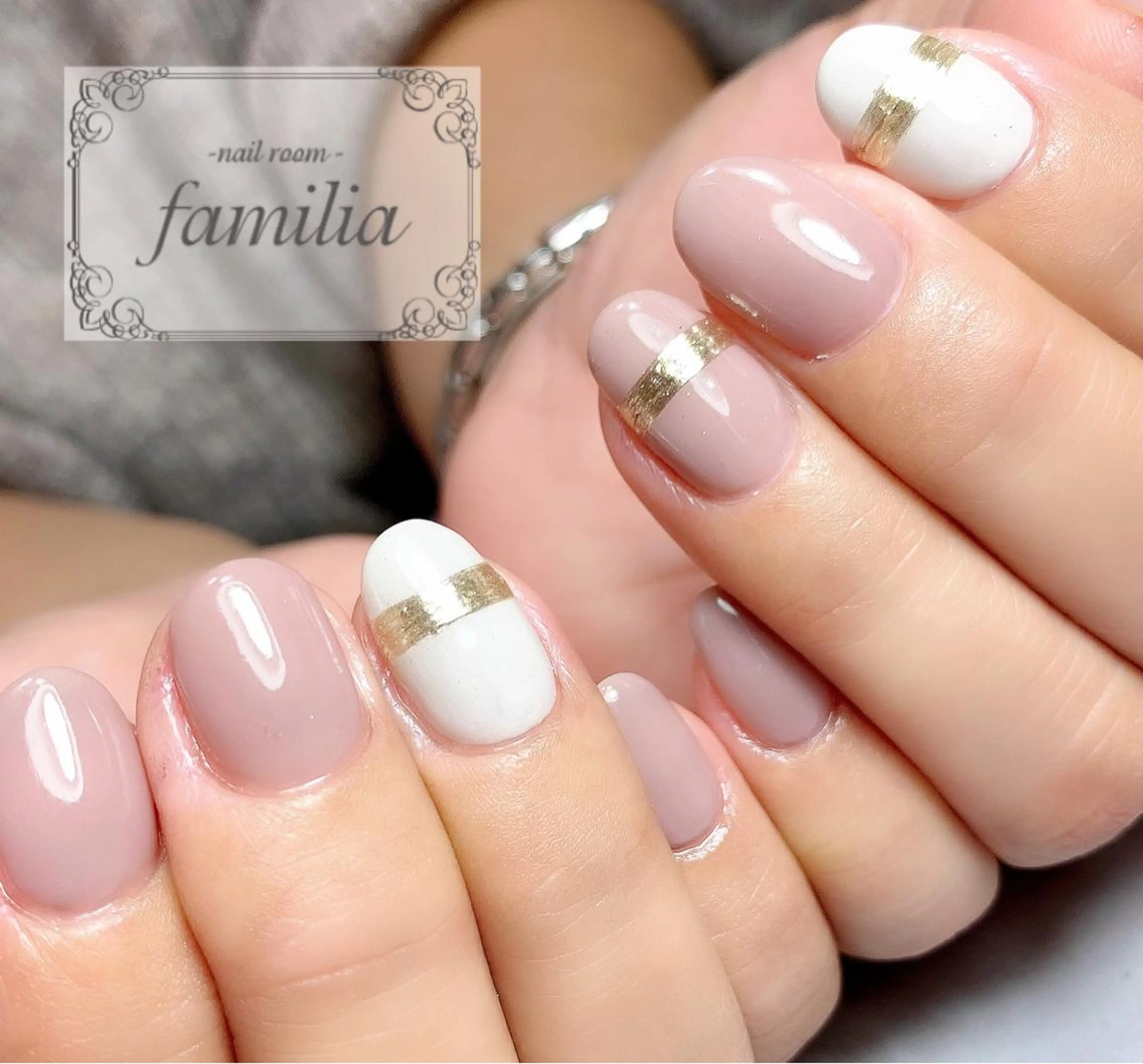 ネイル アートネイル ミラーネイル ワンカラーネイル ハンドネイル -nailroom- familiaのネイルデザイン