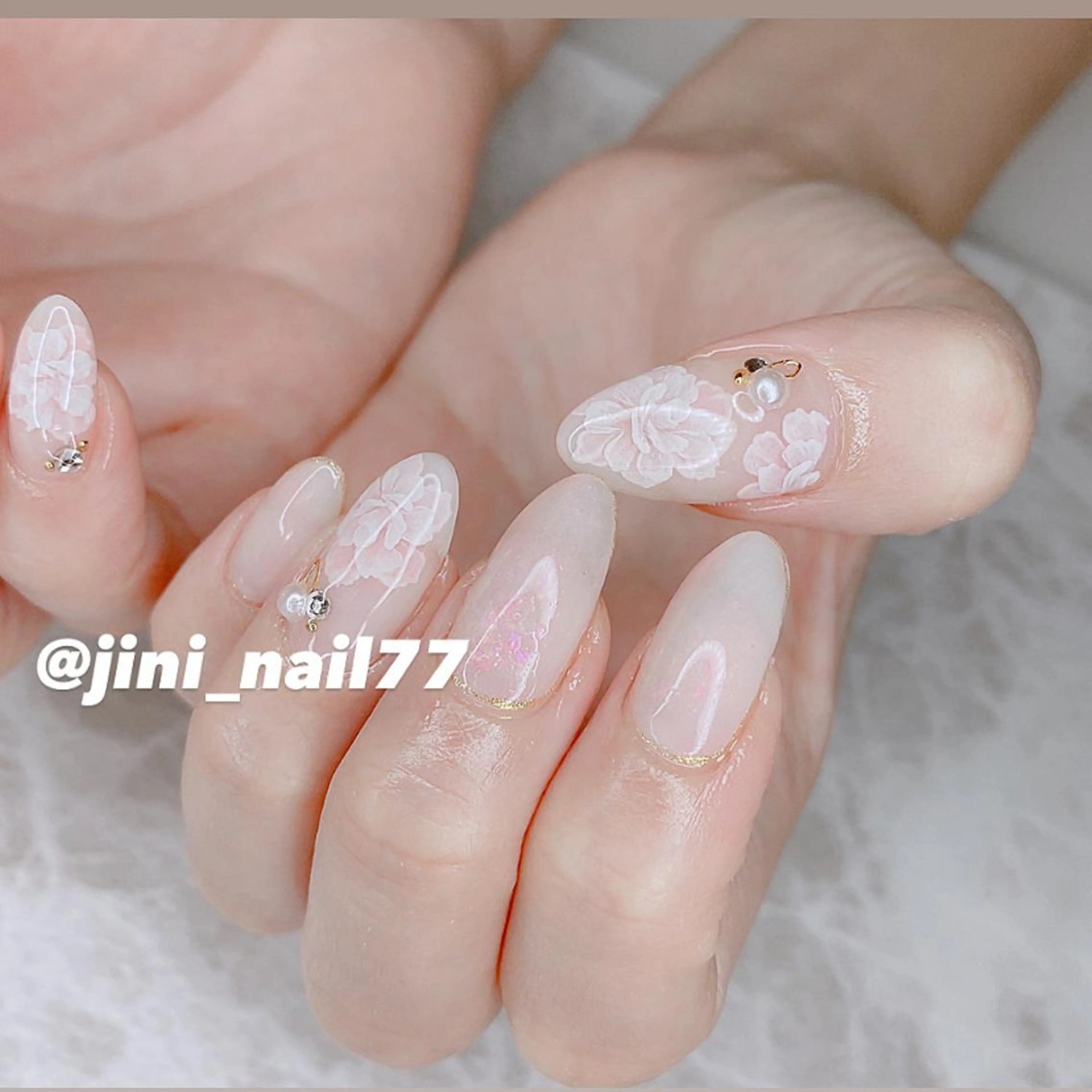 ネイル ブライダルネイル JINI NAIL所属・ジニ ネイルのネイルデザイン