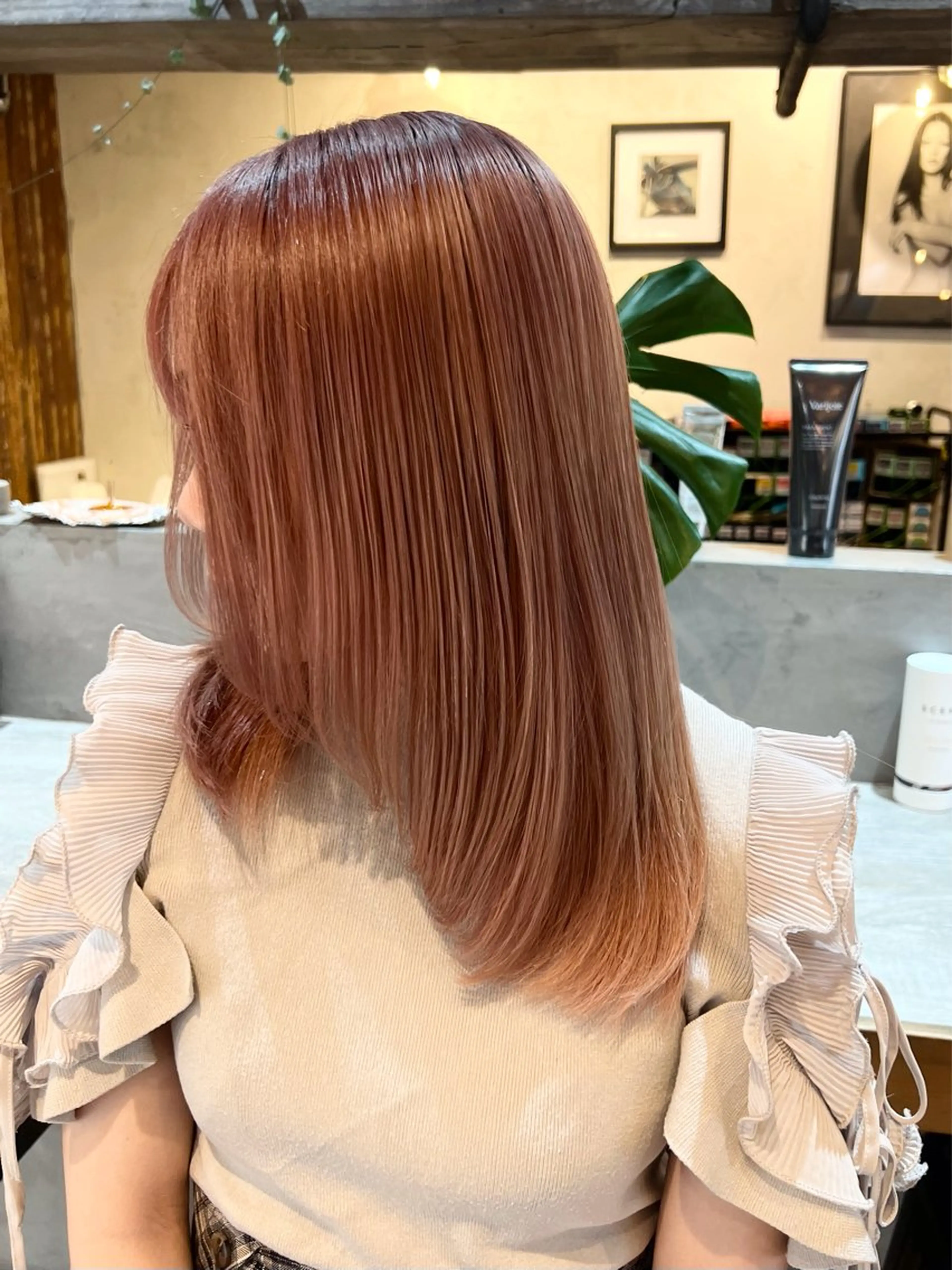 ミディアム カラー ベージュカラー ブリーチ ブラウンカラー ピンクカラー バイオレットカラー muscali♡ 原宿.表参道のヘアスタイル