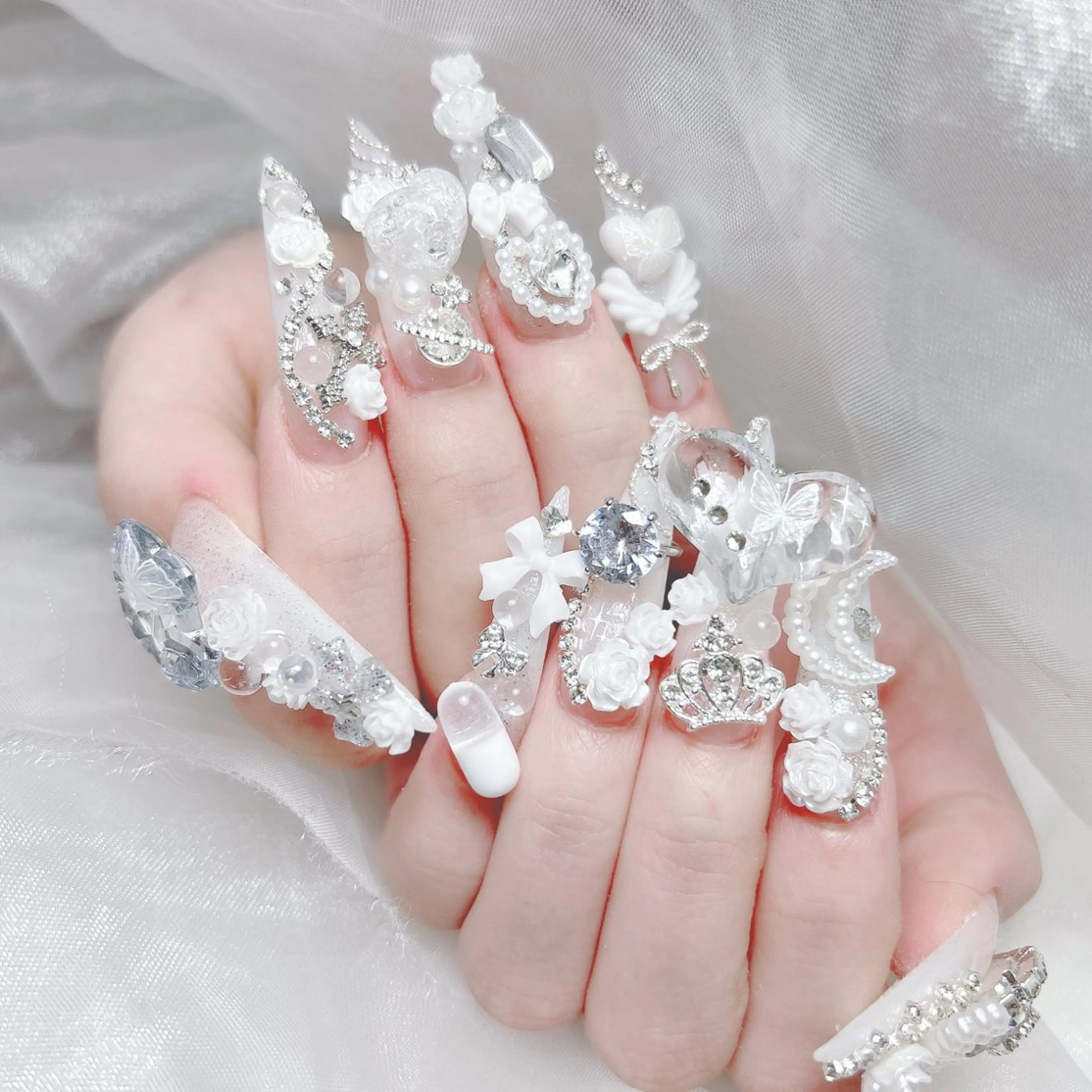 ネイル 成人式 キラキラネイル 大理石ネイル(マーブル) スカルプネイル 夏ネイル ハンドネイル MoMoA Nail ネイル長さ出し専門店のネイルデザイン