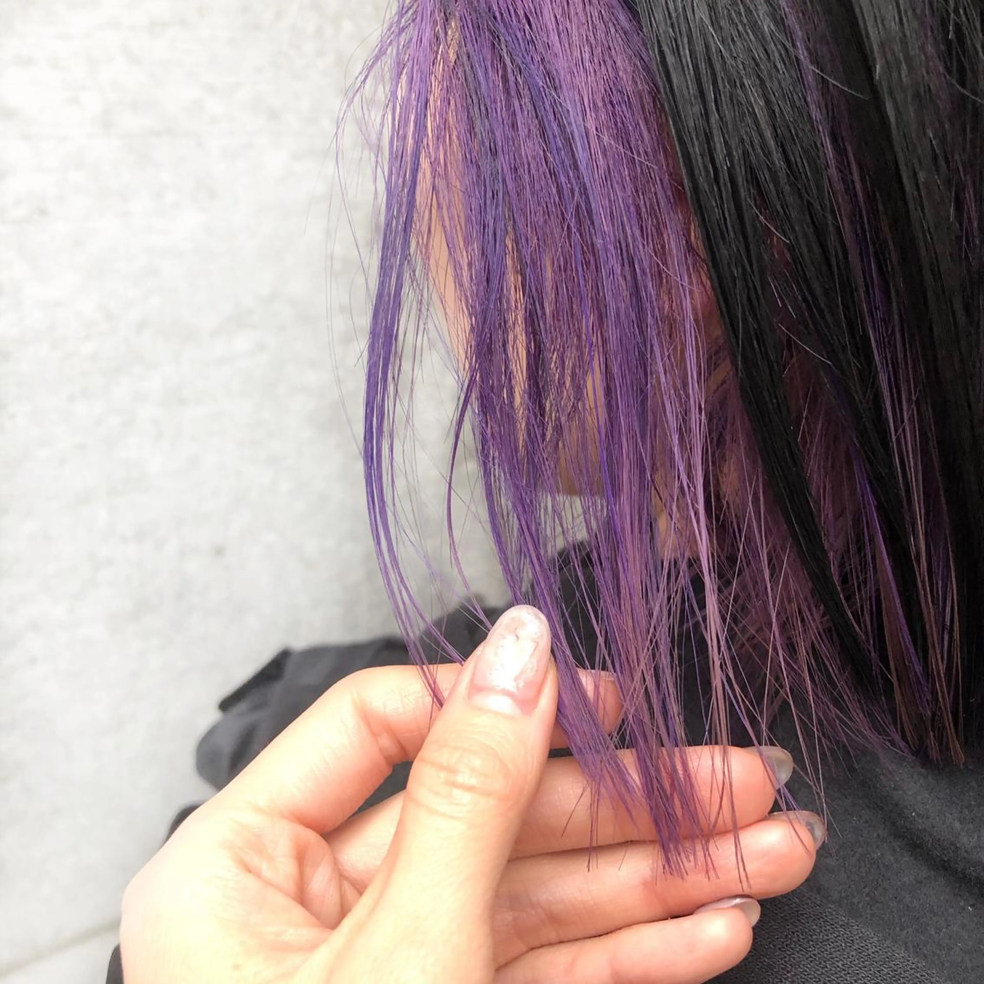 ミディアム カラー clomus所属・YUKA艶髪 🌸寛ぎ部屋のヘアスタイル