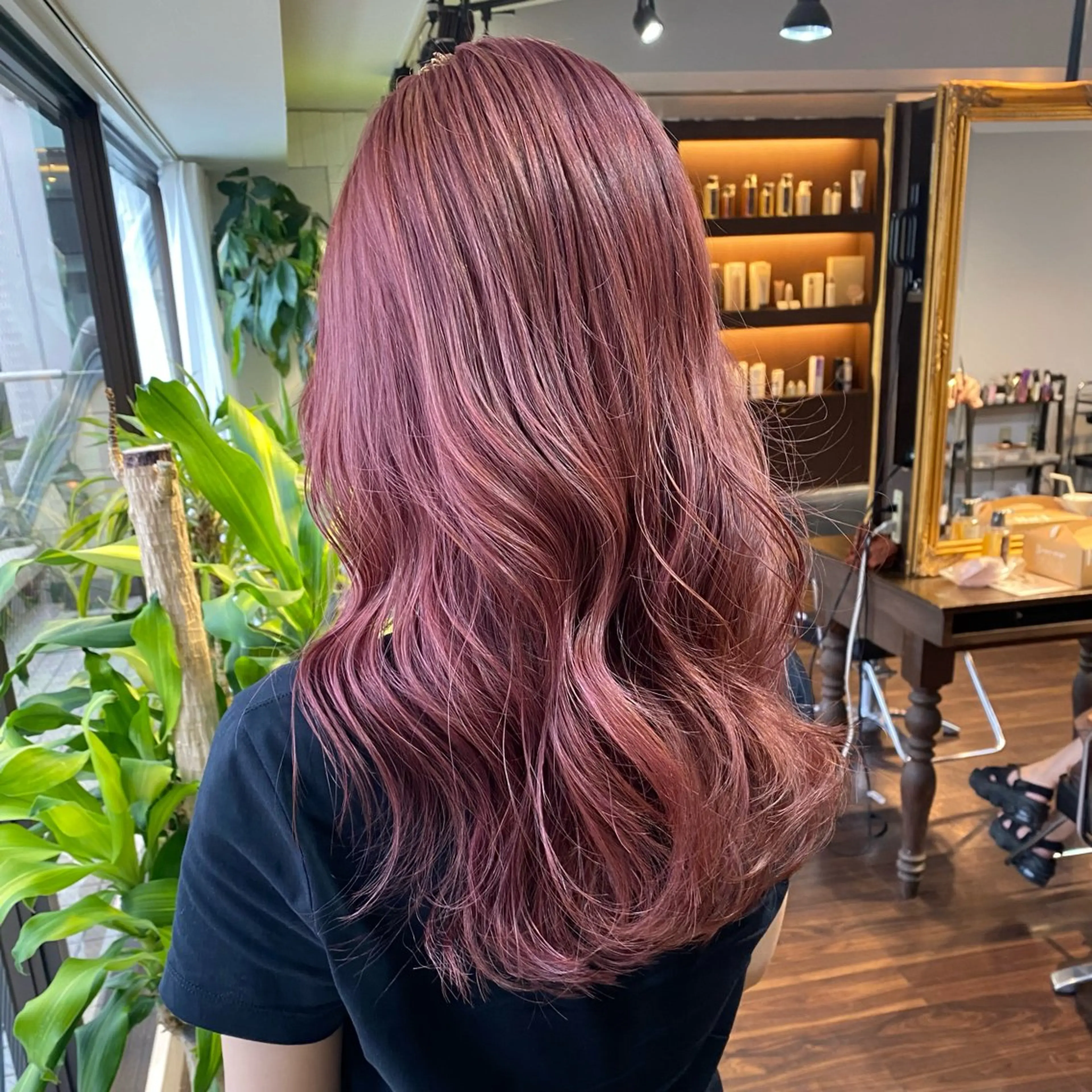 ロング カラー ピンクカラー ヘアカラー デザインカラー/ハイ トーン/konomiのヘアスタイル