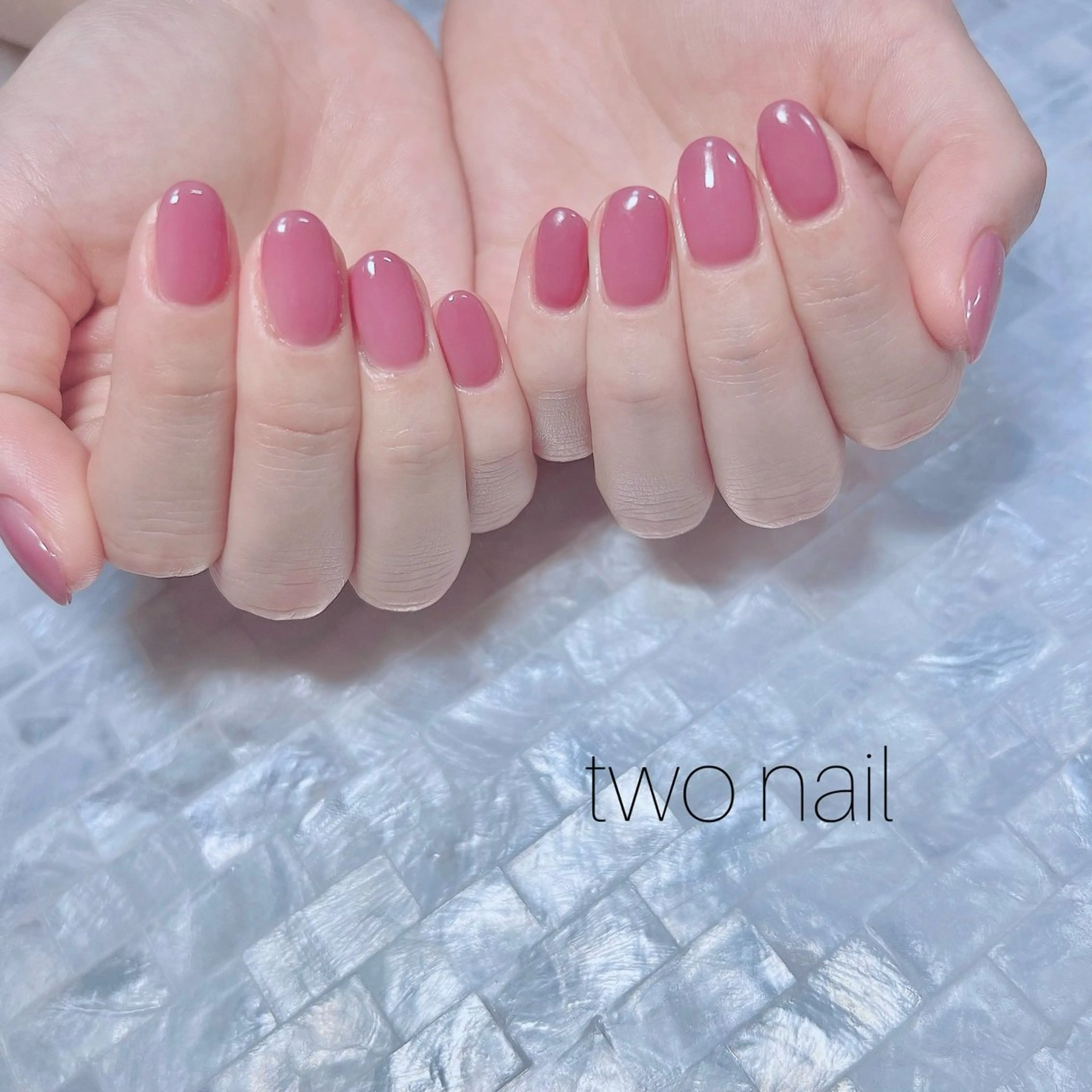 ネイル ネイルチップ ホワイト ハンドネイル two nailのネイルデザイン