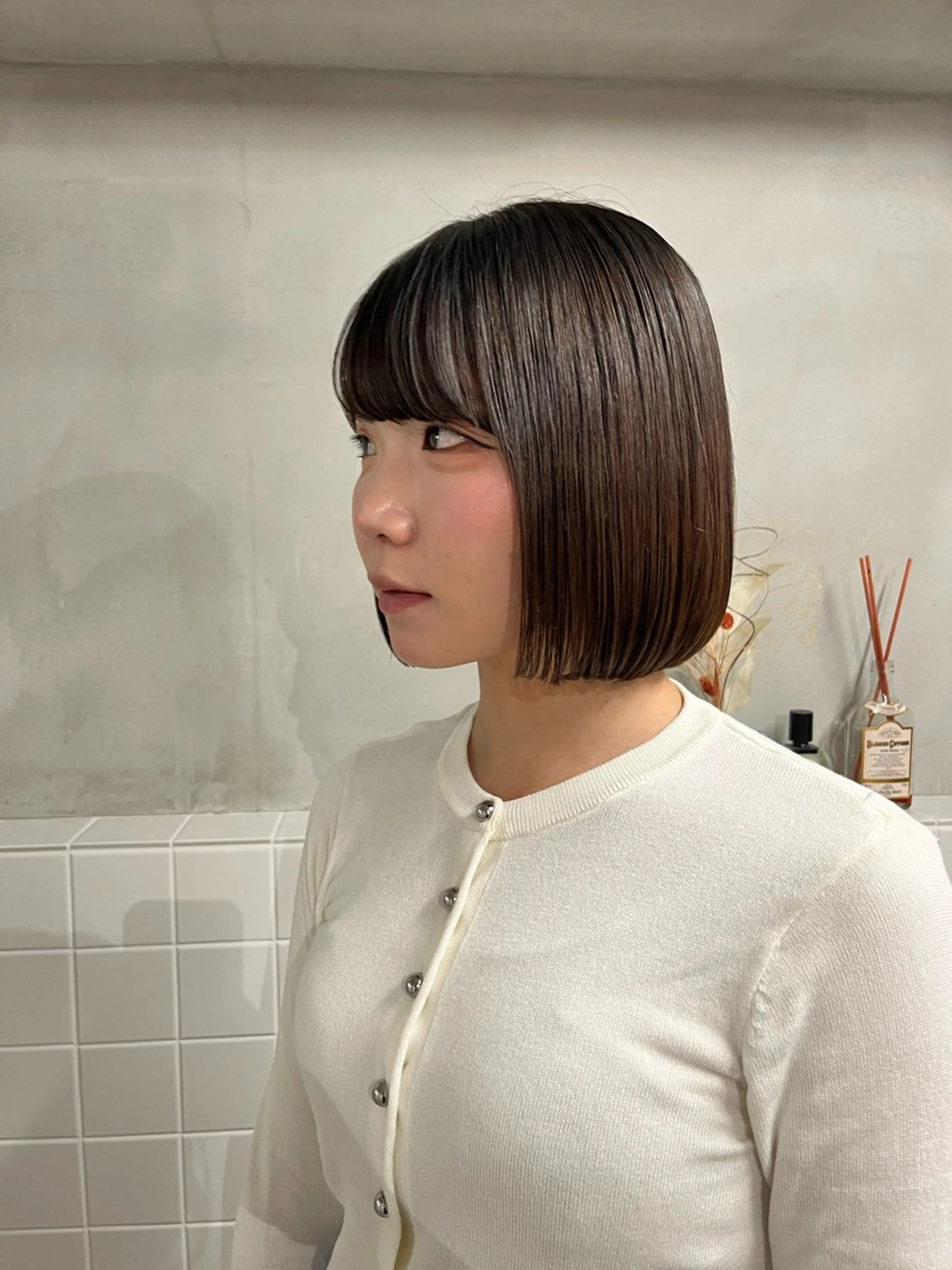 ミディアム ボブ anon Loemのヘアスタイル