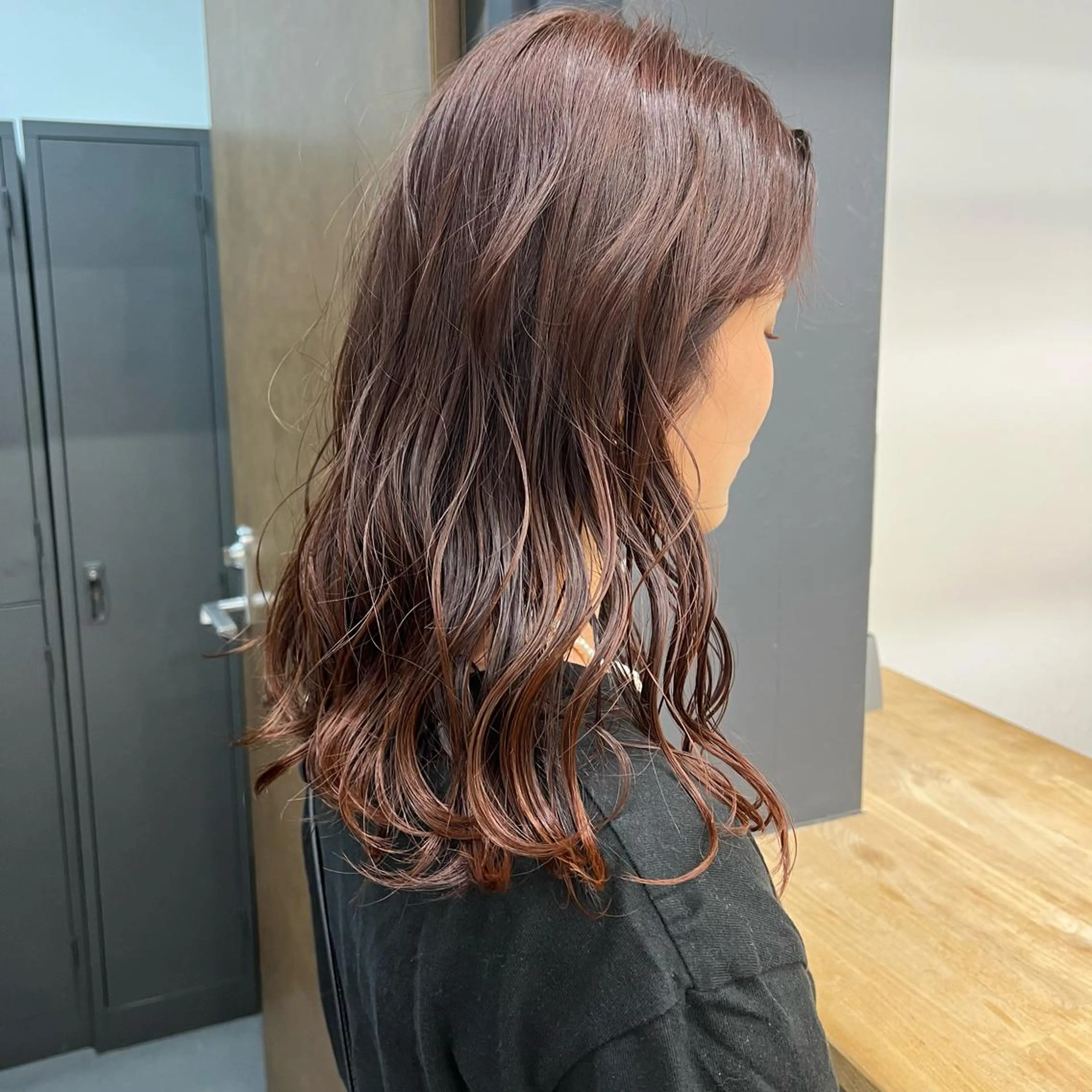 セミロング カラー 舟橋耀/ブリーチカラ ー/レイヤーカットのヘアスタイル