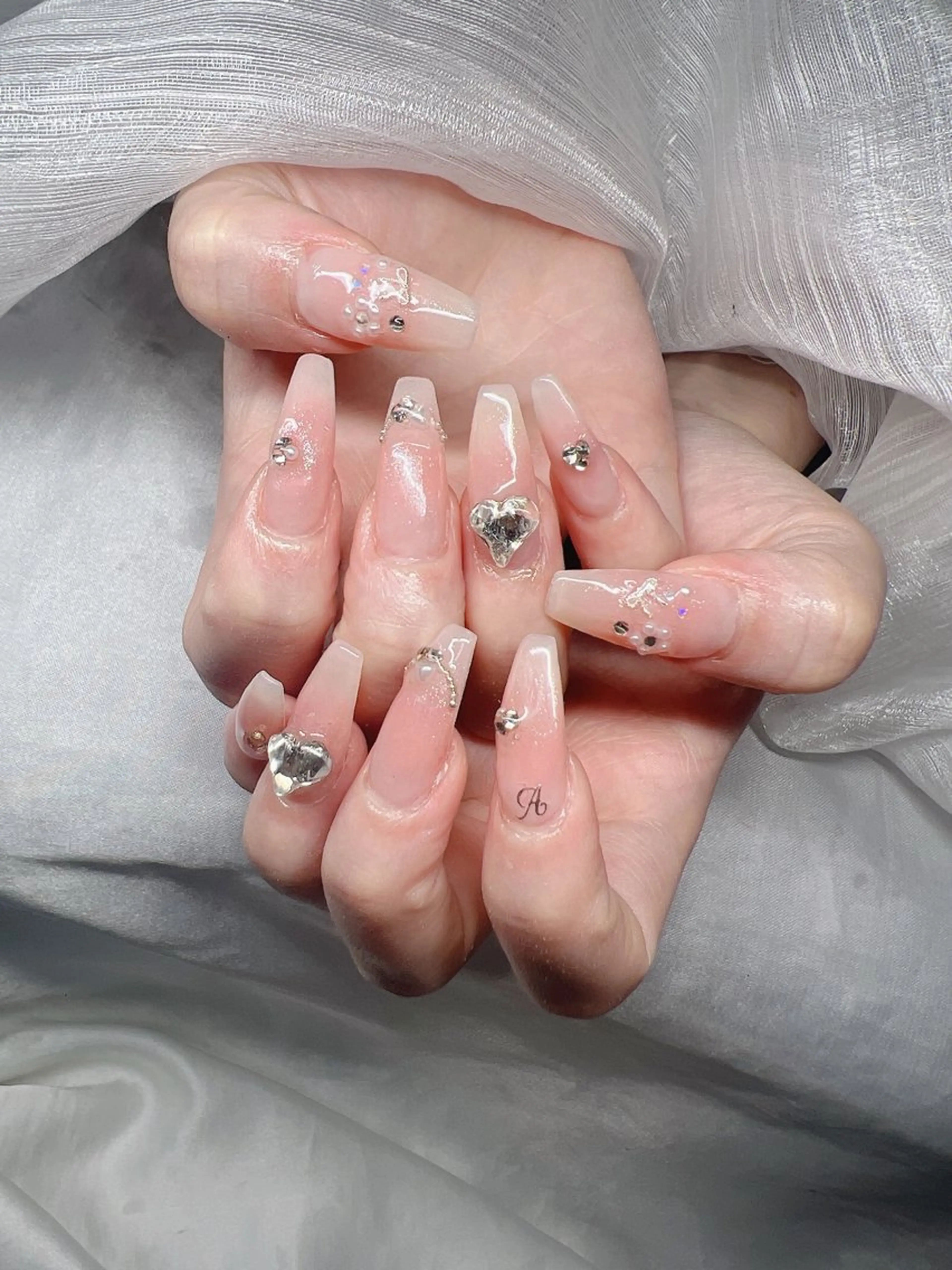 ネイル ハンドネイル Lee Nailsのネイルデザイン